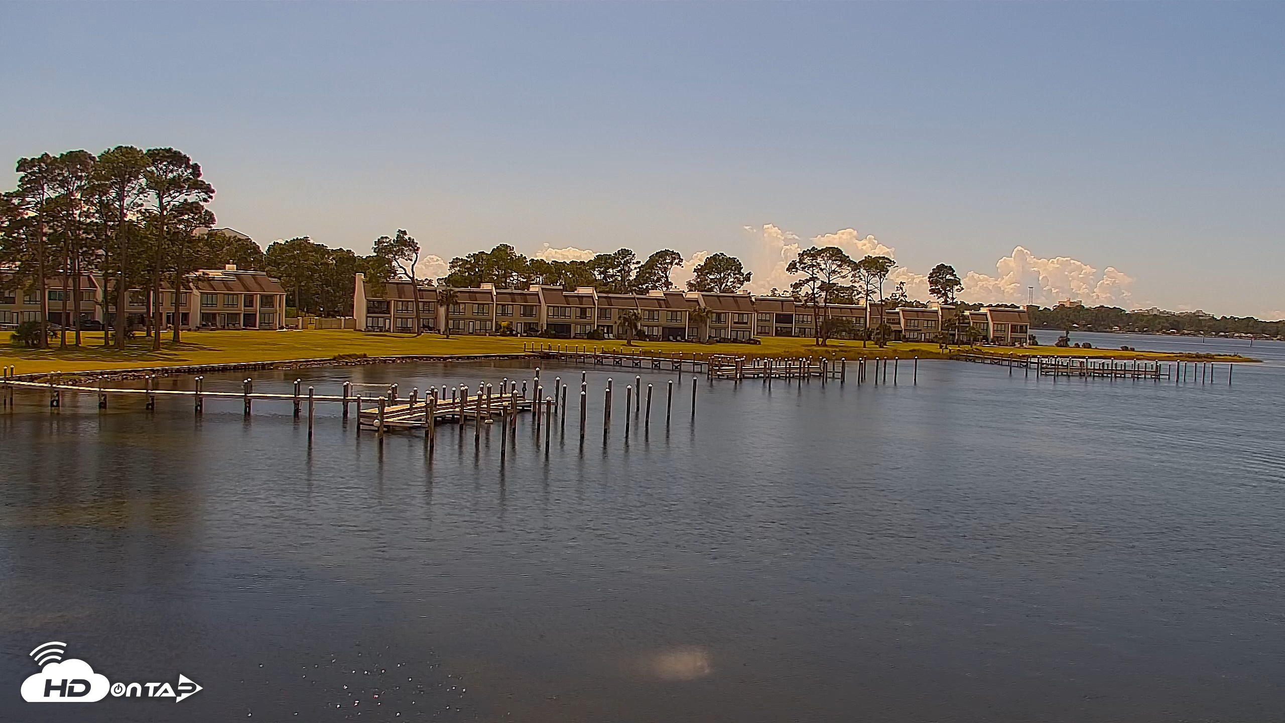Snapshot of Point South Marina Roaming Live Cam taken Sep 30, 2026, 1:40pm CDT