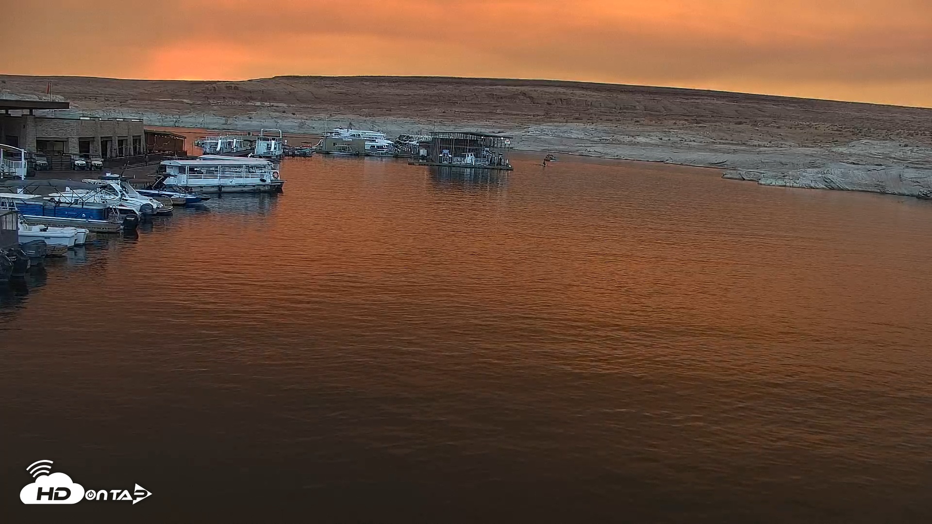 Snapshot of Lake Powell Antelope Point Marina Live Webcam taken Jul 27, 2025, 7:25pm MST