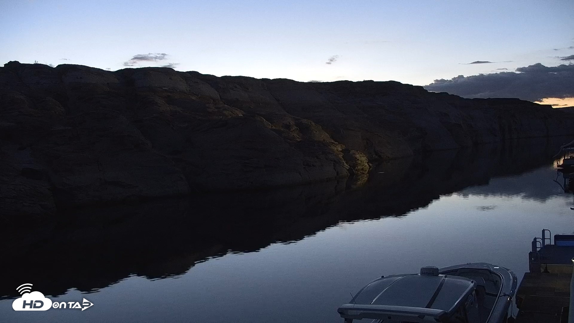 Snapshot of Lake Powell Antelope Point Marina Live Webcam taken Sep 14, 2026, 5:40am MST