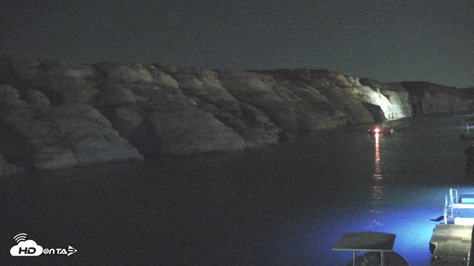 Snapshot of Lake Powell Antelope Point Marina Live Webcam taken Jun 28, 2026, 9:39pm MST