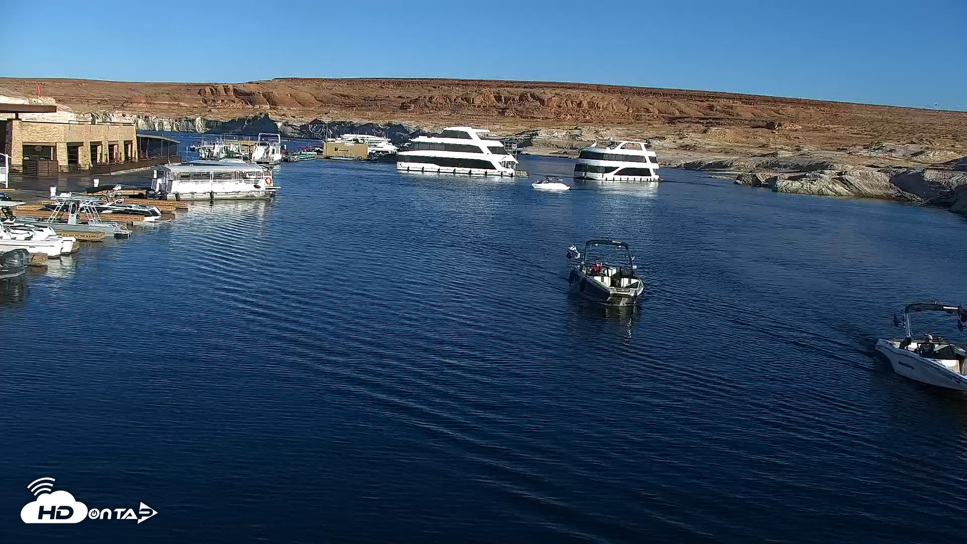 Snapshot of Lake Powell Antelope Point Marina Live Webcam taken Aug 11, 2025, 7:07am MST
