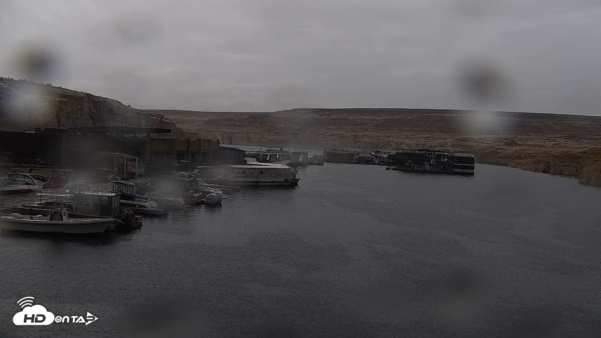 Snapshot of Lake Powell Antelope Point Marina Live Webcam taken Oct 21, 2026, 10:33am MST