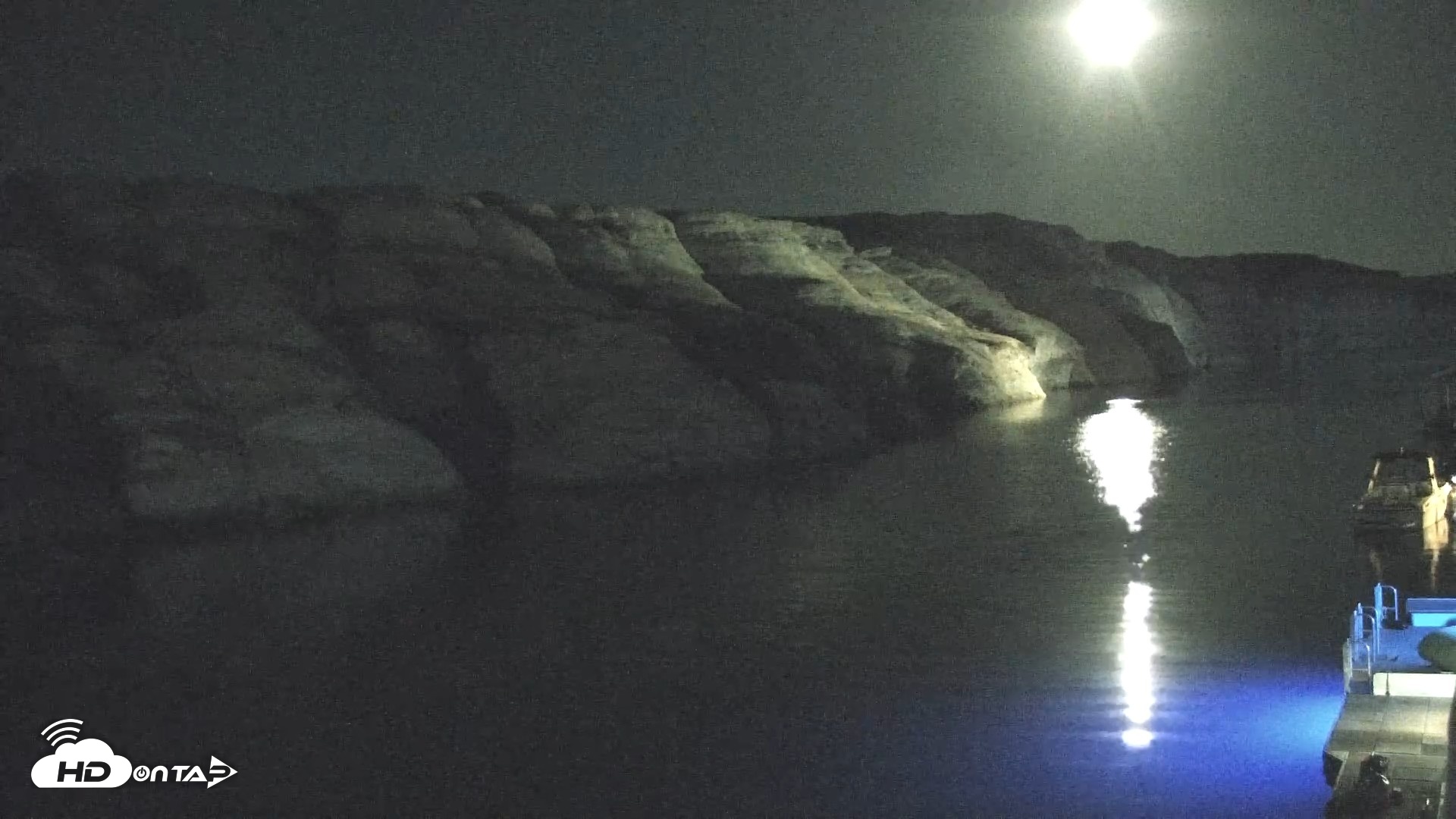 Snapshot of Lake Powell Antelope Point Marina Live Webcam taken Jul 31, 2026, 9:55pm MST