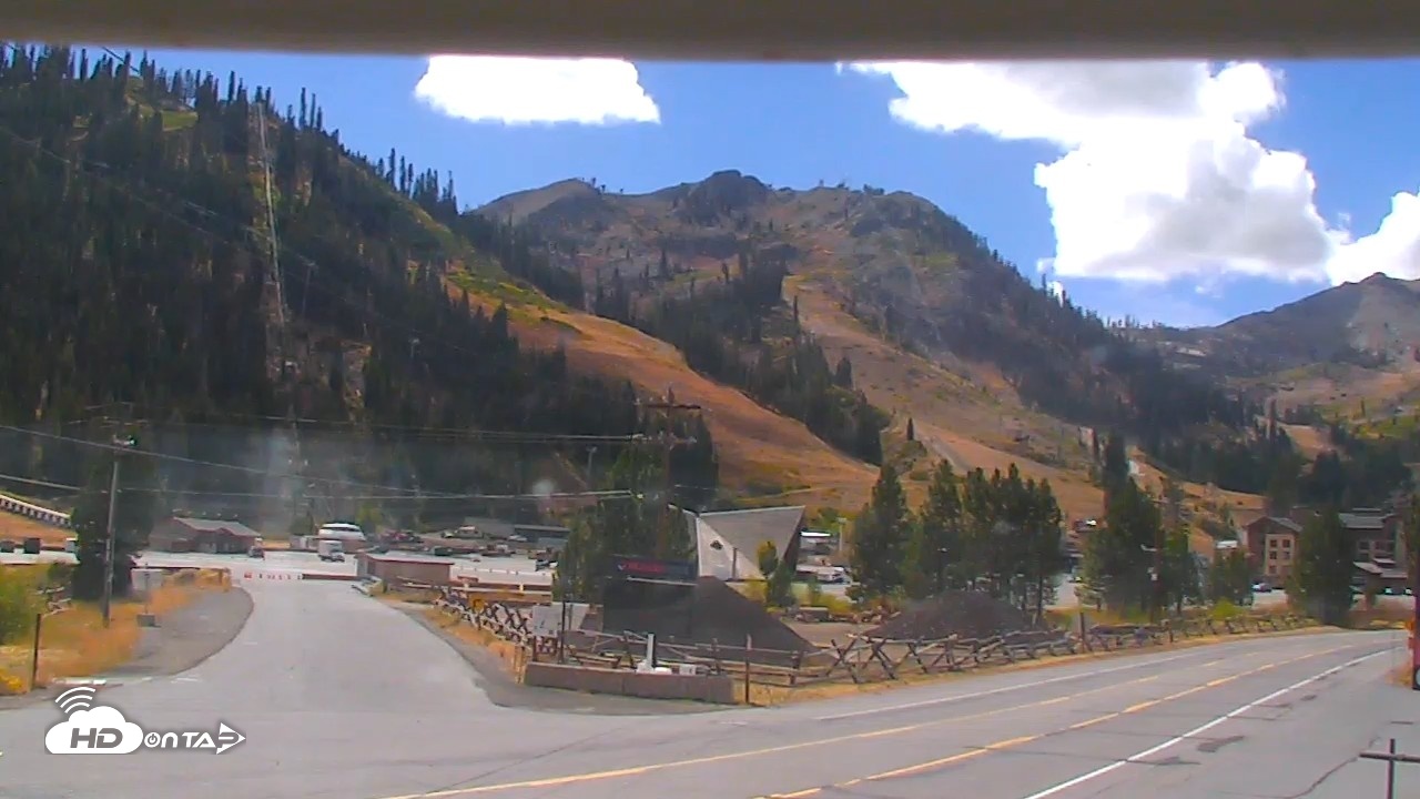 Snapshot of Palisades Tahoe KT-22 Live Webcam taken Sep 25, 2026, 1:12pm PDT