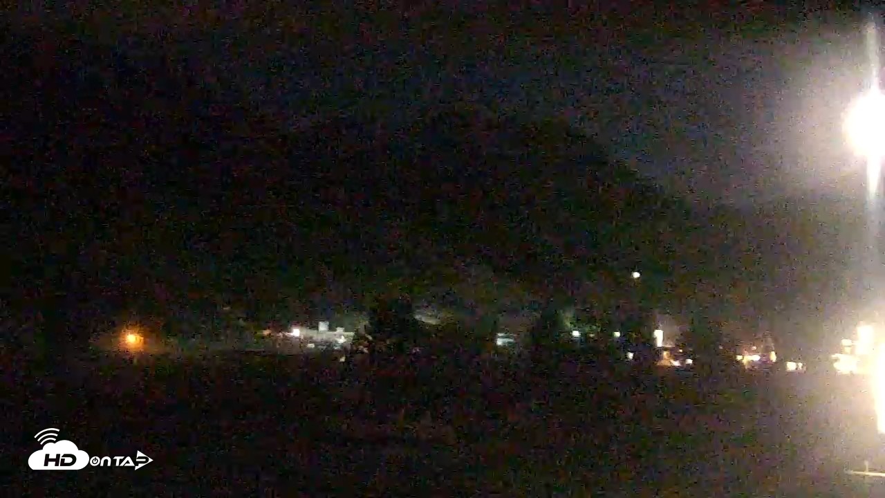 Snapshot of Palisades Tahoe KT-22 Live Webcam taken Apr 30, 2026, 3:45am PDT