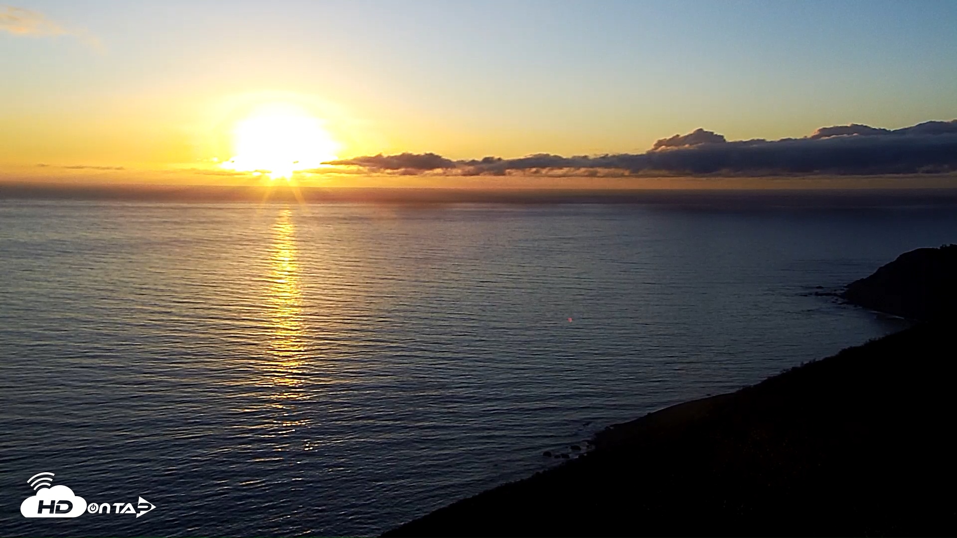 Snapshot of Big Sur's Post Ranch Inn Live Webcam taken Nov 18, 2025, 4:51pm PST