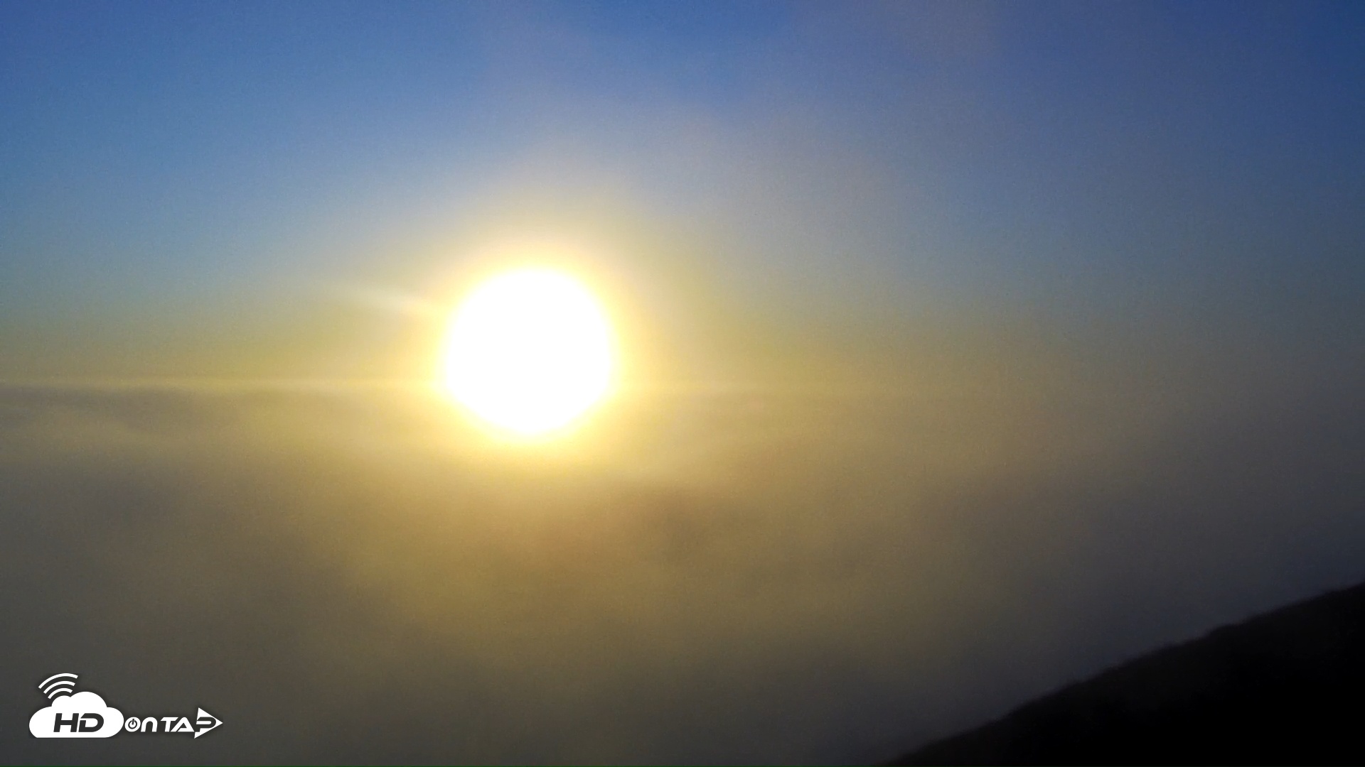 Snapshot of Big Sur's Post Ranch Inn Live Webcam taken Nov 3, 2025, 5:01pm PST