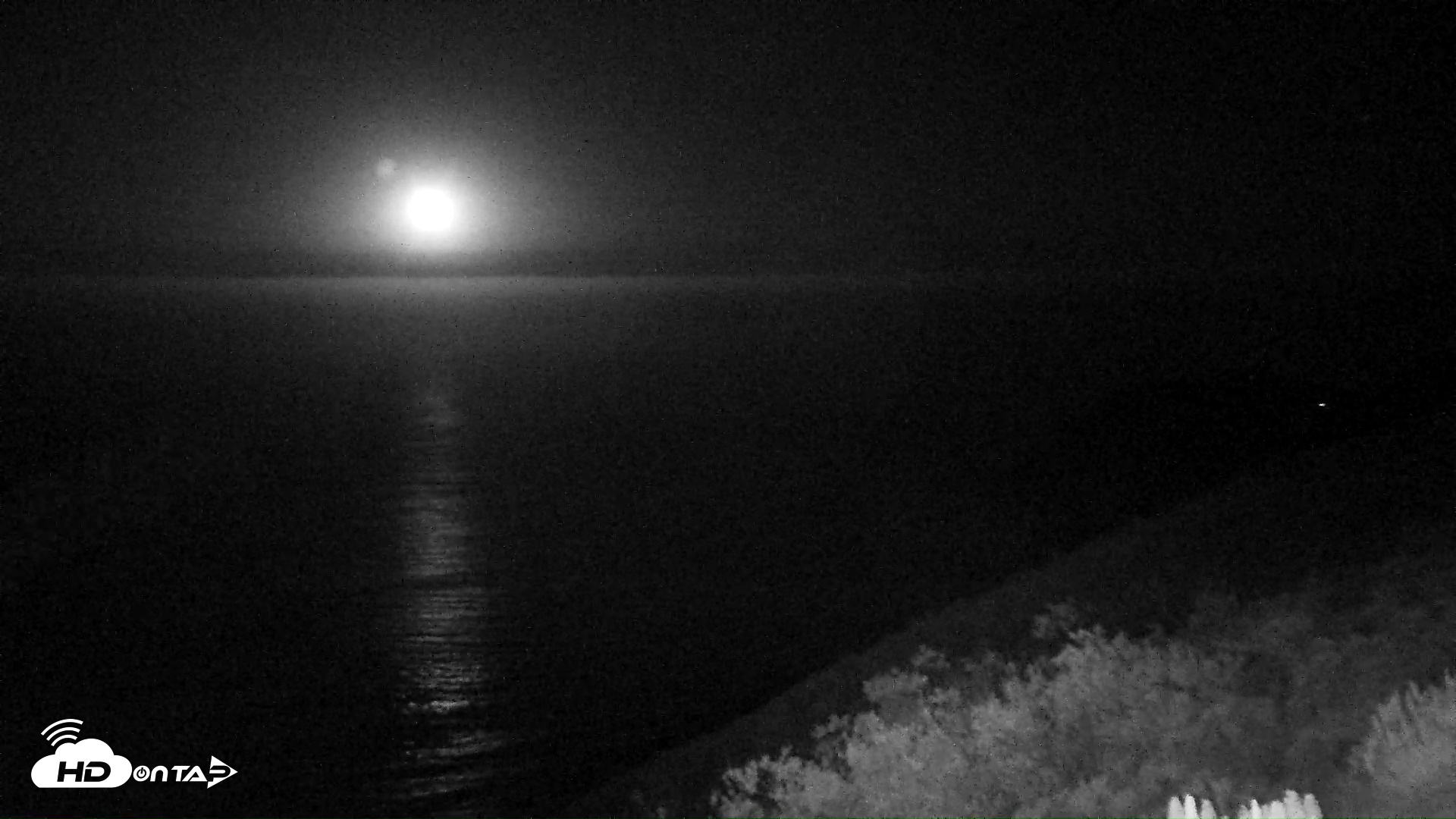 Snapshot of Big Sur's Post Ranch Inn Live Webcam taken May 9, 2025, 4:14am PDT