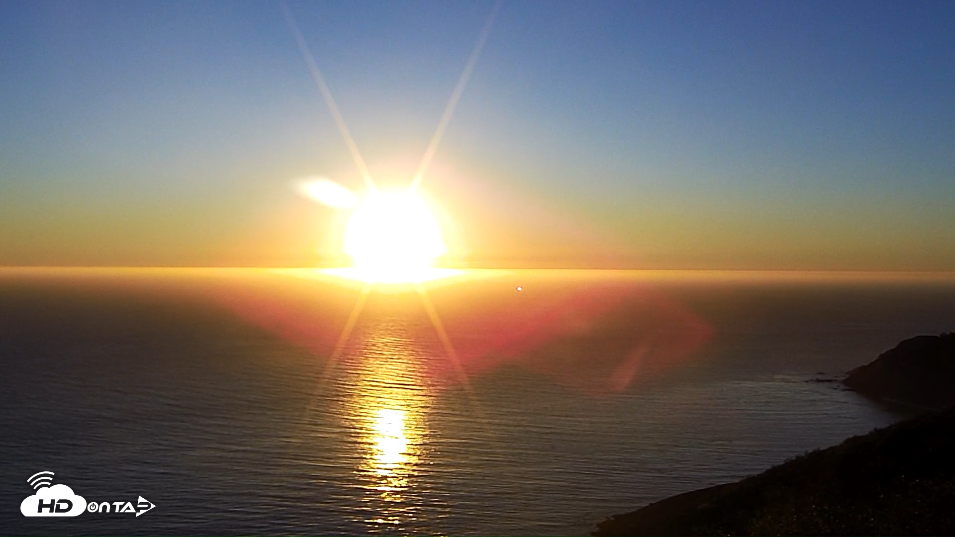 Snapshot of Big Sur's Post Ranch Inn Live Webcam taken Oct 29, 2025, 6:02pm PDT