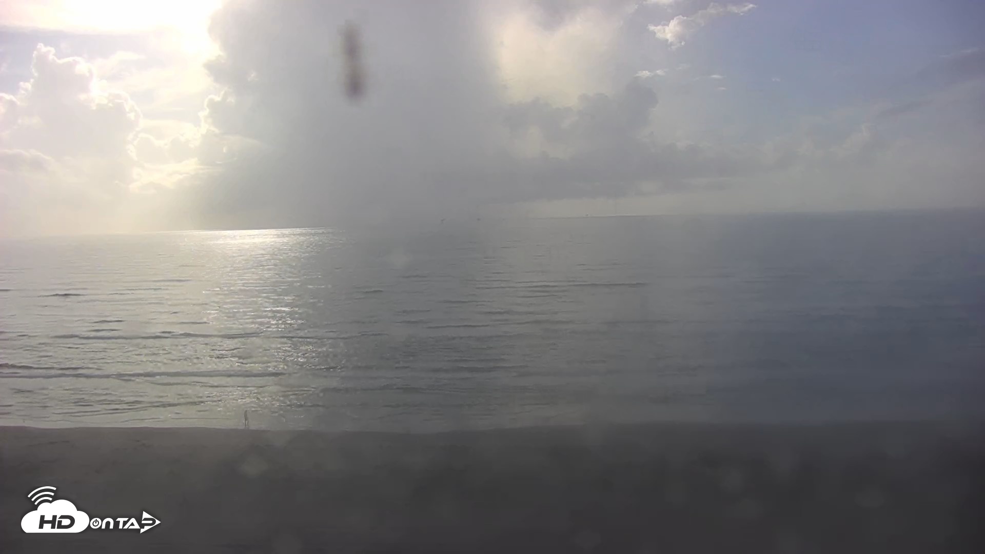 Snapshot of Gulf Shores - Port Aransas Live Beach Cam taken Sep 16, 2026, 9:02am CDT