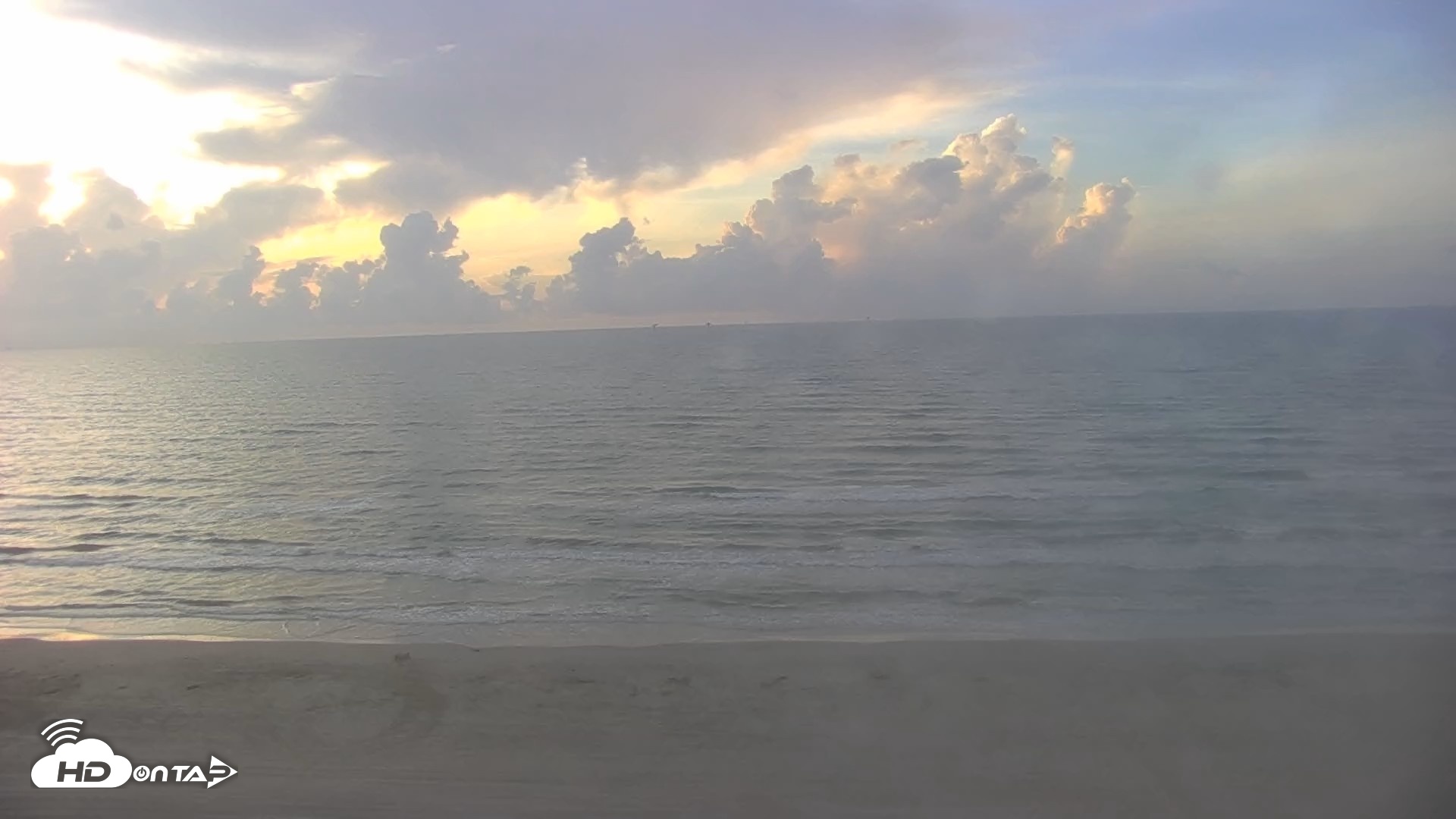 Snapshot of Gulf Shores - Port Aransas Live Beach Cam taken Sep 8, 2026, 7:27am CDT