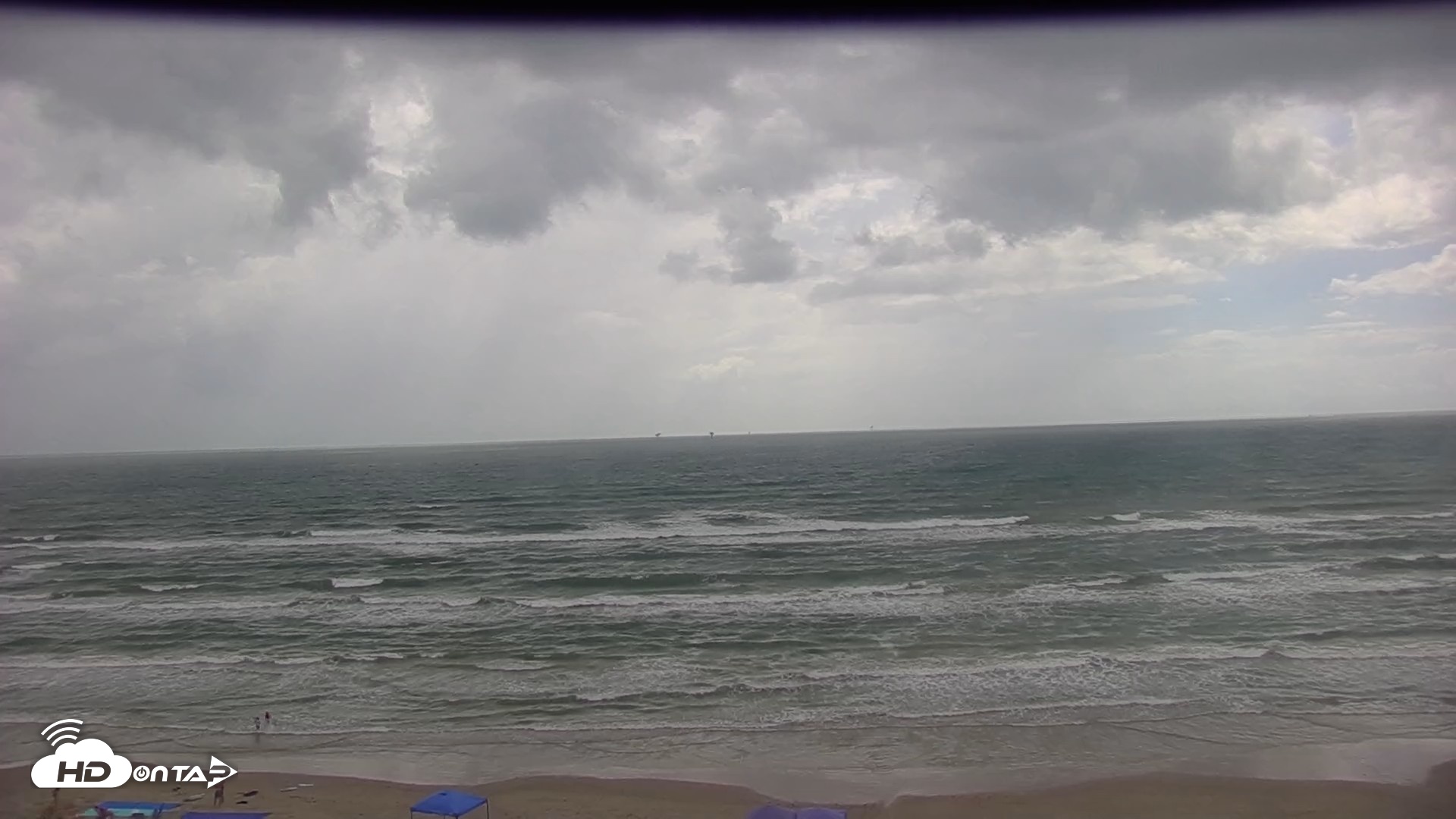 Snapshot of Gulf Shores - Port Aransas Live Beach Cam taken Sep 18, 2026, 11:35am CDT