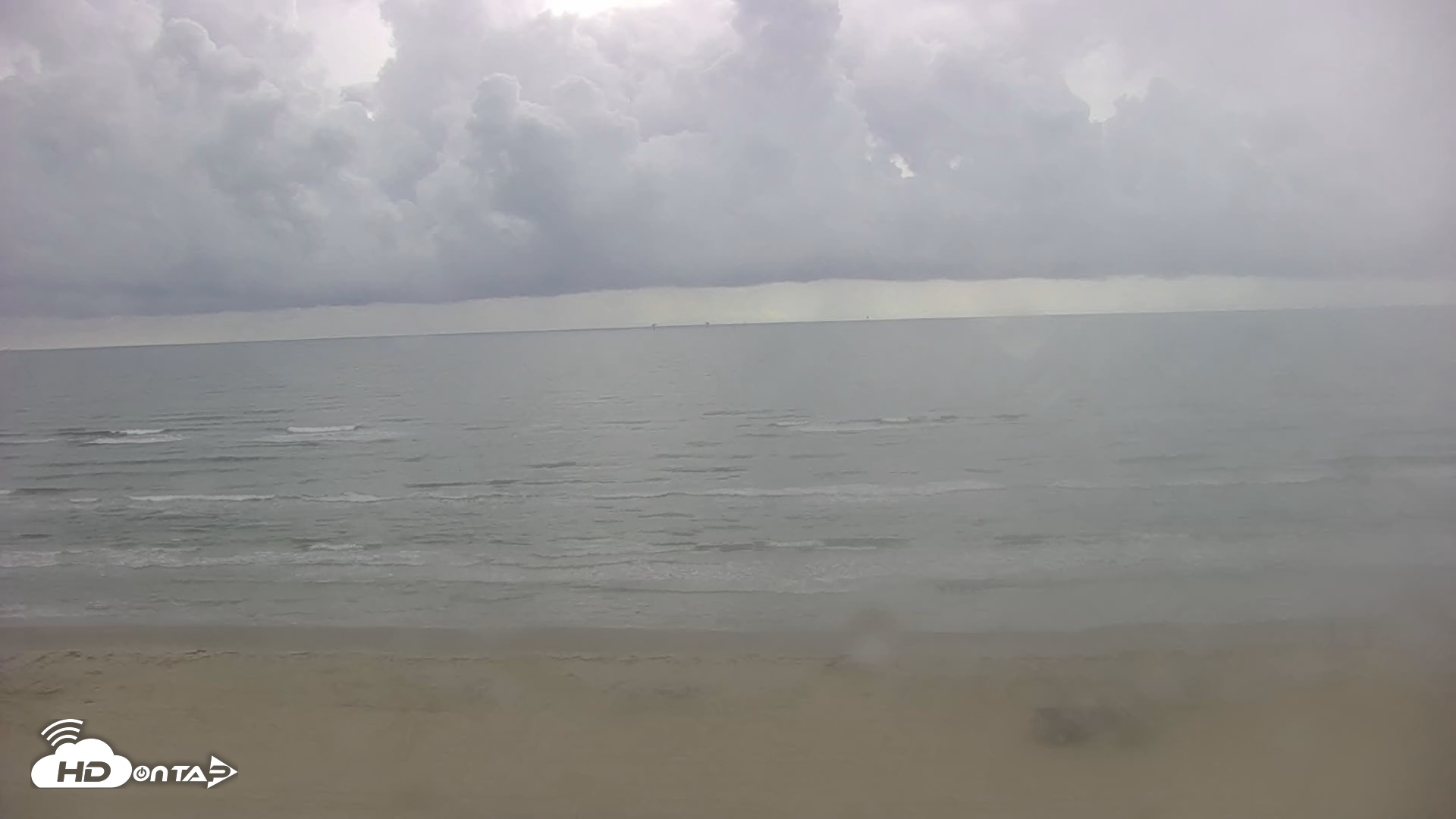 Snapshot of Gulf Shores - Port Aransas Live Beach Cam taken Sep 17, 2026, 11:08am CDT