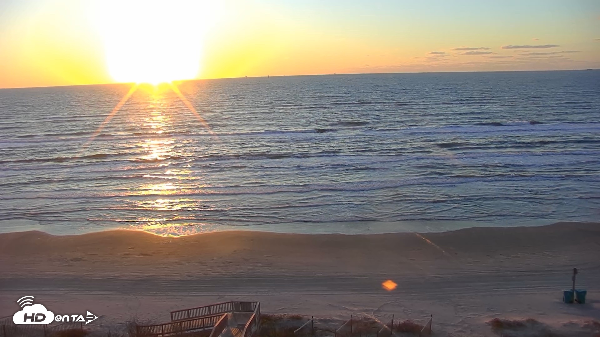 Snapshot of Gulf Shores - Port Aransas Live Beach Cam taken Oct 23, 2026, 7:44am CDT