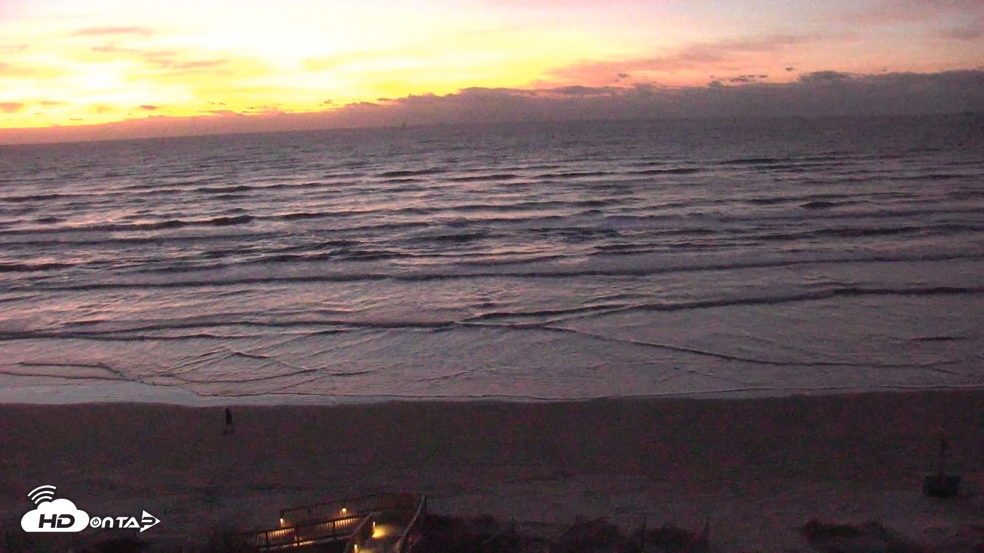 Snapshot of Gulf Shores - Port Aransas Live Beach Cam taken Oct 18, 2026, 7:03am CDT