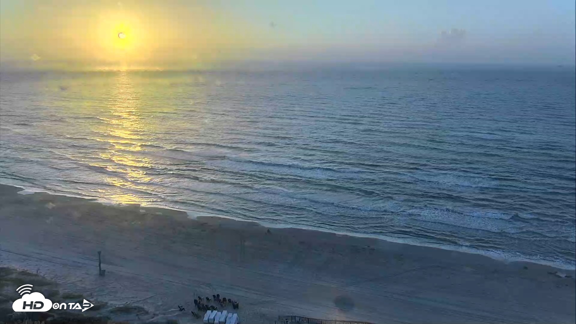 Snapshot of Port Aransas Beach - Sea Gull Condos Live Webcam taken Aug 31, 2026, 7:21am CDT
