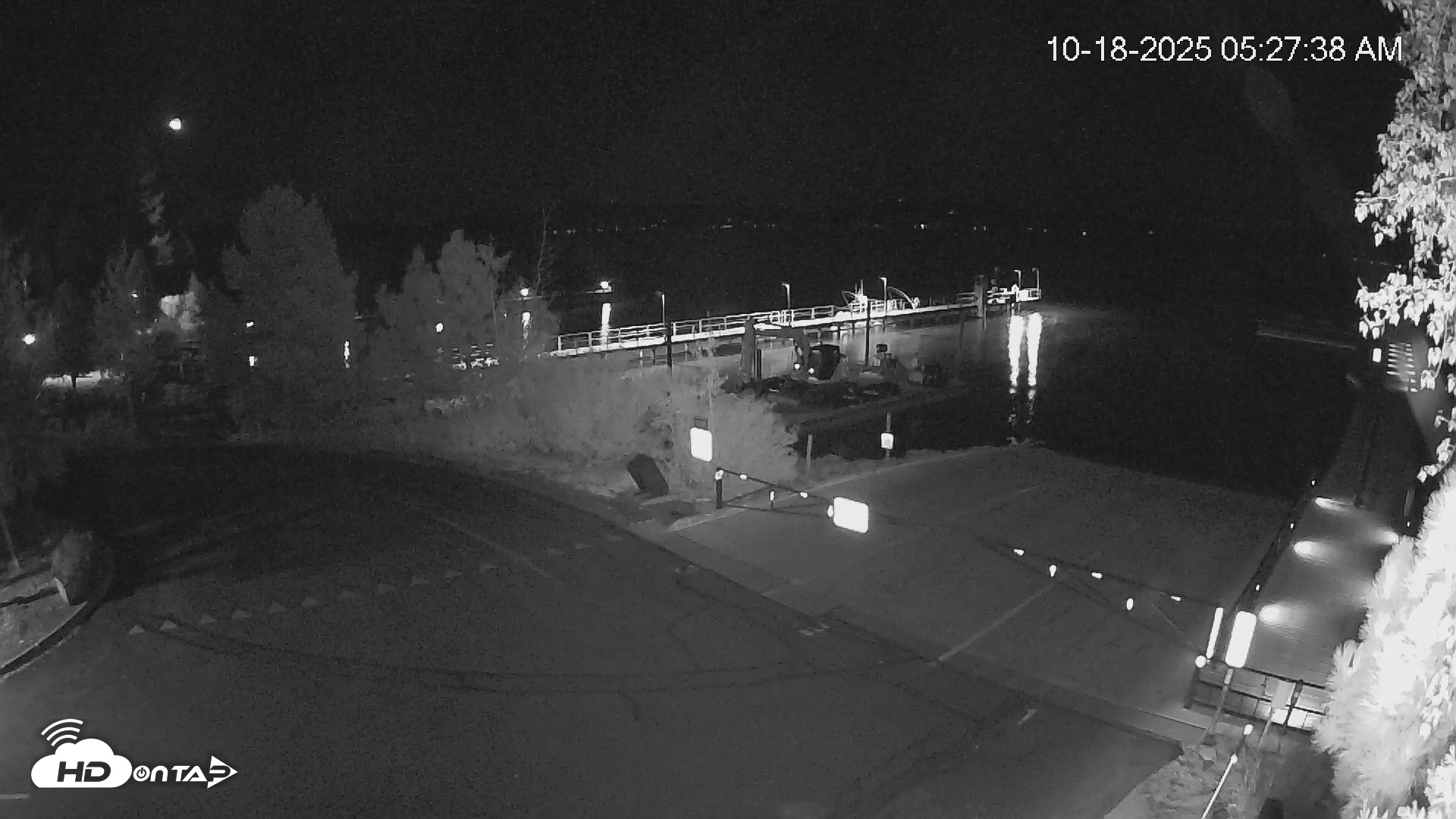 Snapshot of North Lake Tahoe Boat Ramp Live Webcam taken Oct 18, 2025, 5:28am PDT