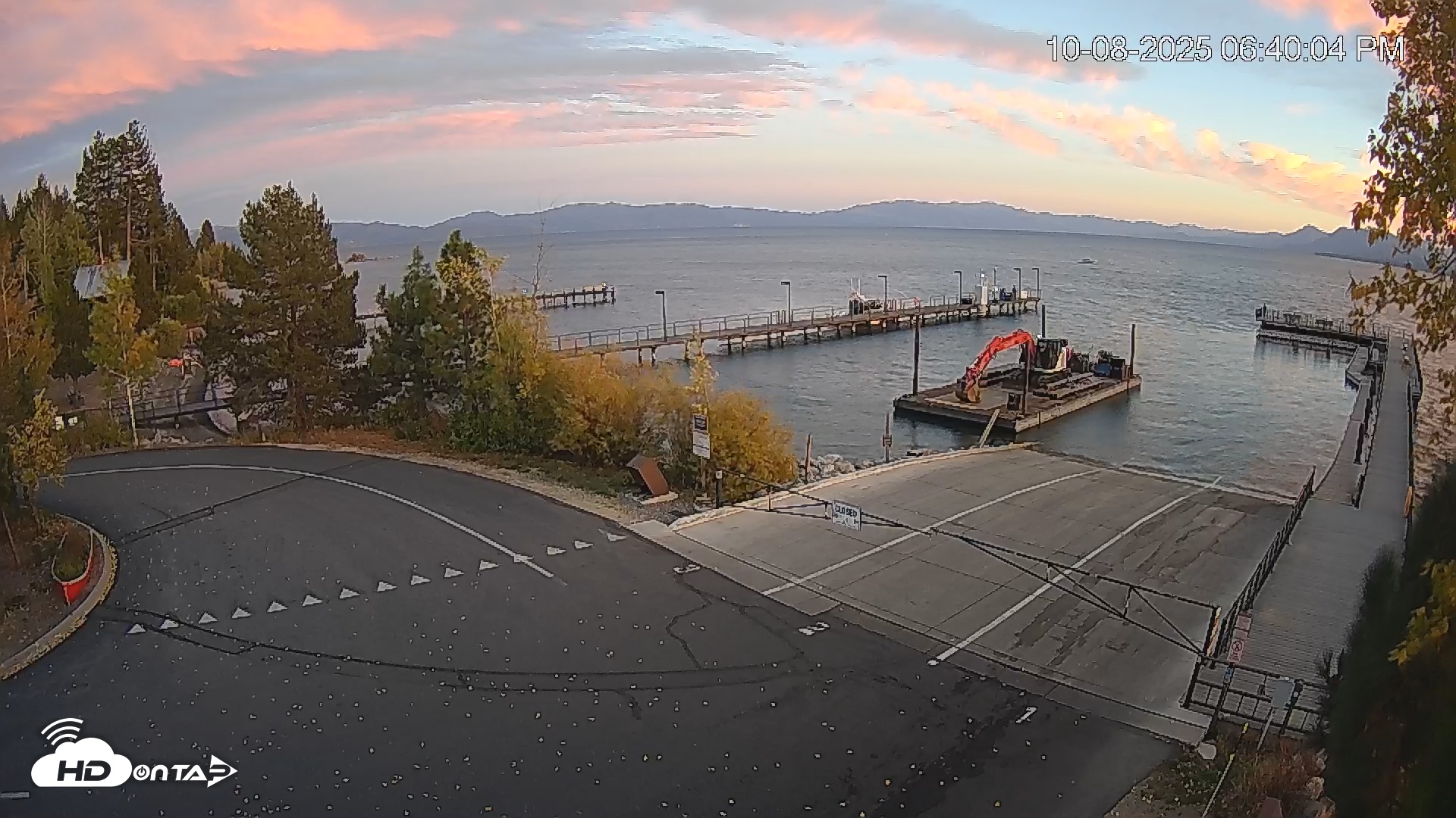 Snapshot of North Lake Tahoe Boat Ramp Live Webcam taken Oct 8, 2025, 6:39pm PDT