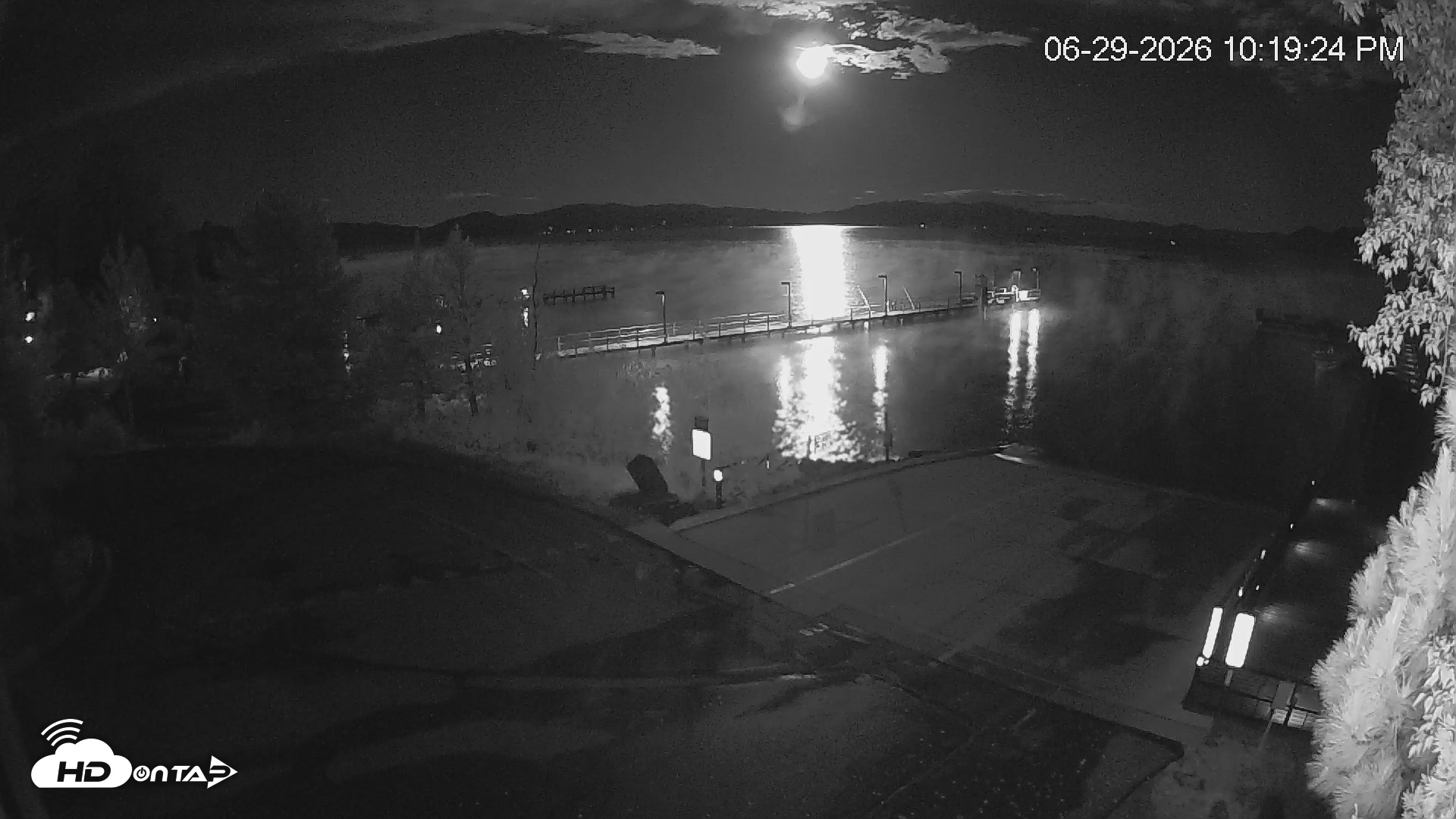 Snapshot of North Lake Tahoe Boat Ramp Live Webcam taken Jun 29, 2026, 10:20pm PDT