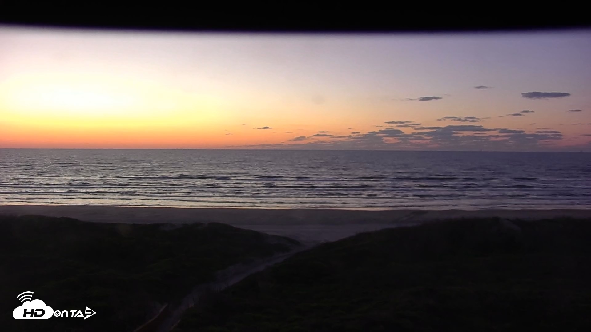 Snapshot of Casa Condos Port Aransas Beach Live Webcam taken Oct 23, 2026, 7:18am CDT