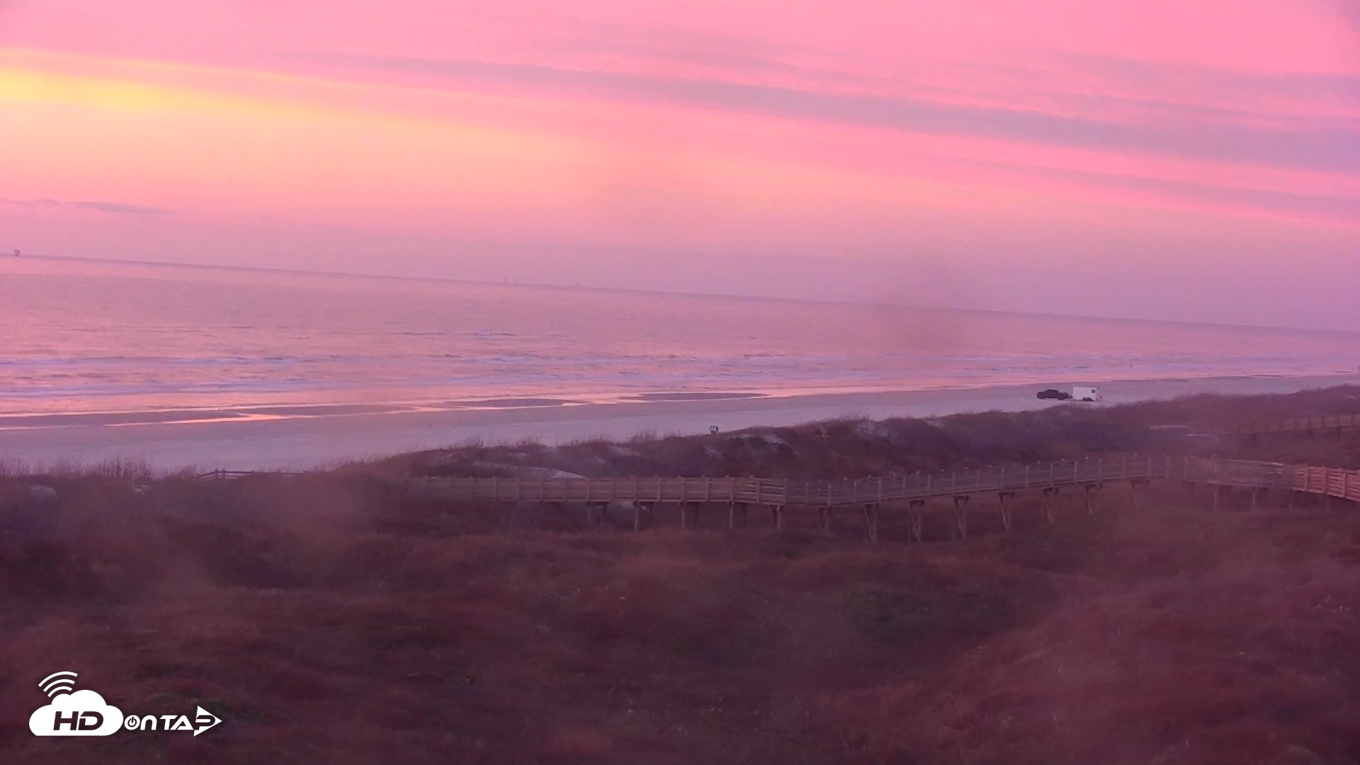 Snapshot of Casa Condos Port Aransas Beach Live Webcam taken Jan 29, 2026, 7:08am CST