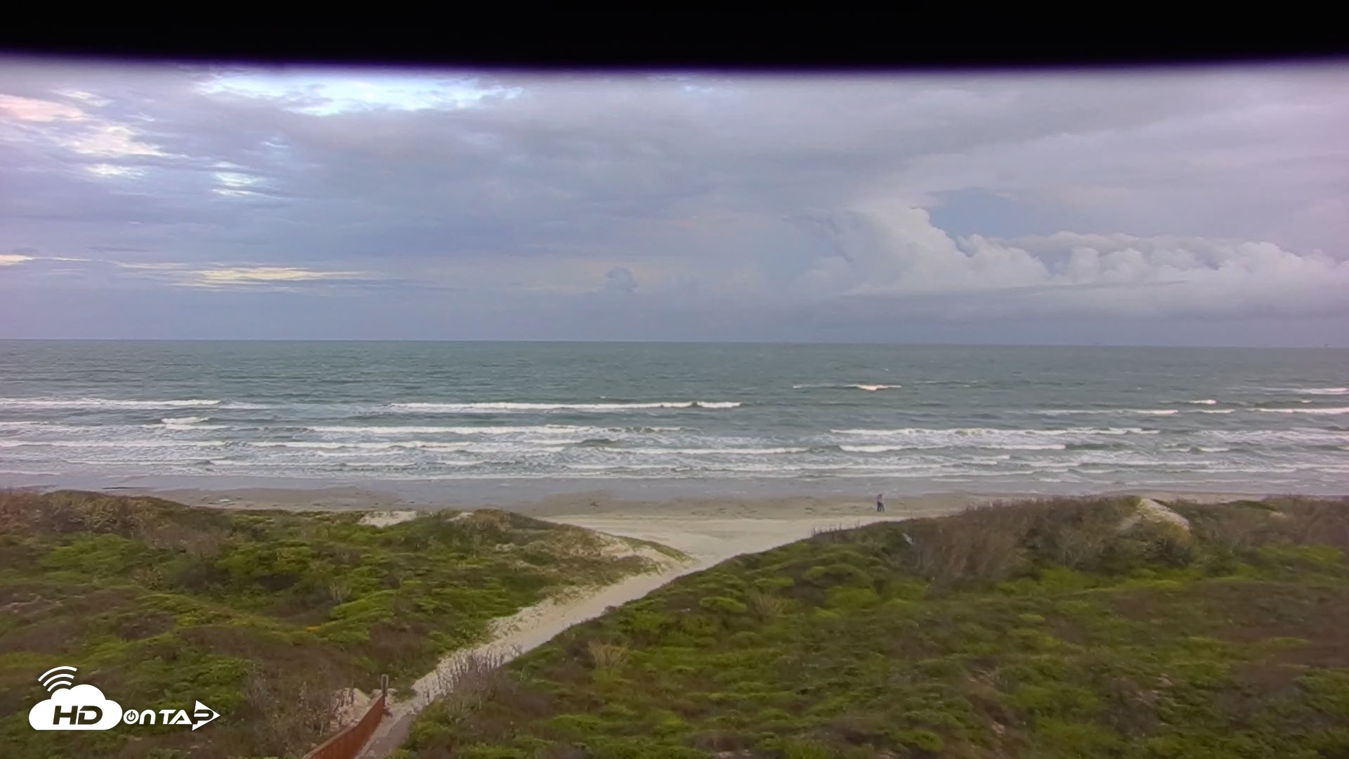 Snapshot of Casa Condos Port Aransas Beach Live Webcam taken Oct 28, 2026, 6:37pm CDT