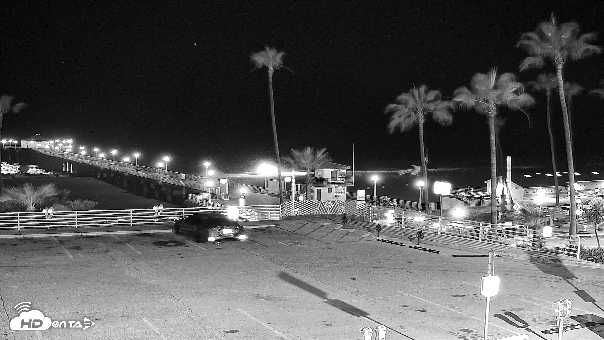 Snapshot of Manhattan Beach Pier North Live Cam taken Oct 6, 2026, 6:00am PDT