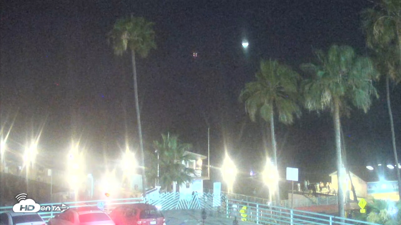Snapshot of Manhattan Beach Pier North Live Cam taken Mar 20, 2026, 8:39pm PDT