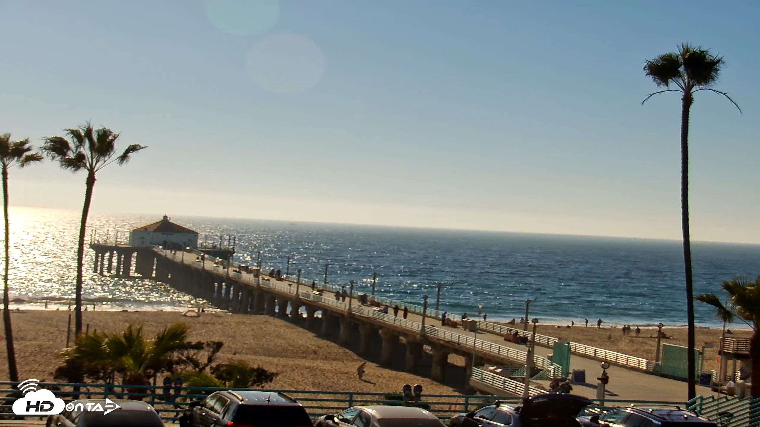Snapshot of Manhattan Beach Pier North Live Cam taken Oct 7, 2026, 4:22pm PDT