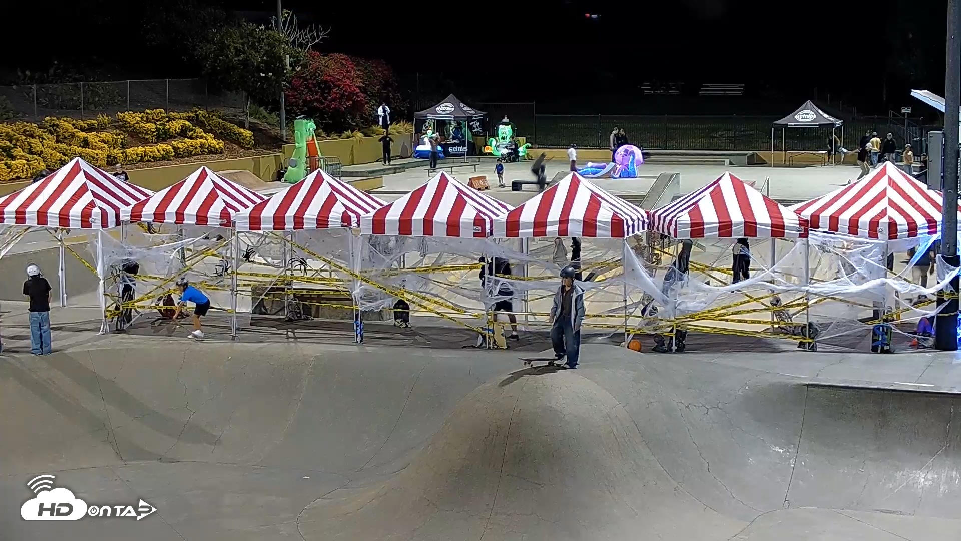 Snapshot of Etnies Skate Park Lake Forest Live Webcam taken Oct 18, 2025, 7:52pm PDT