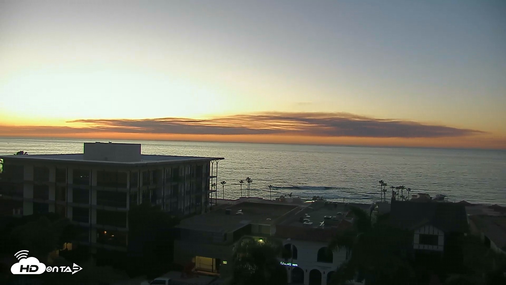 Snapshot of Inn By the Sea La Jolla Live Webcam taken Oct 15, 2026, 6:30pm PDT