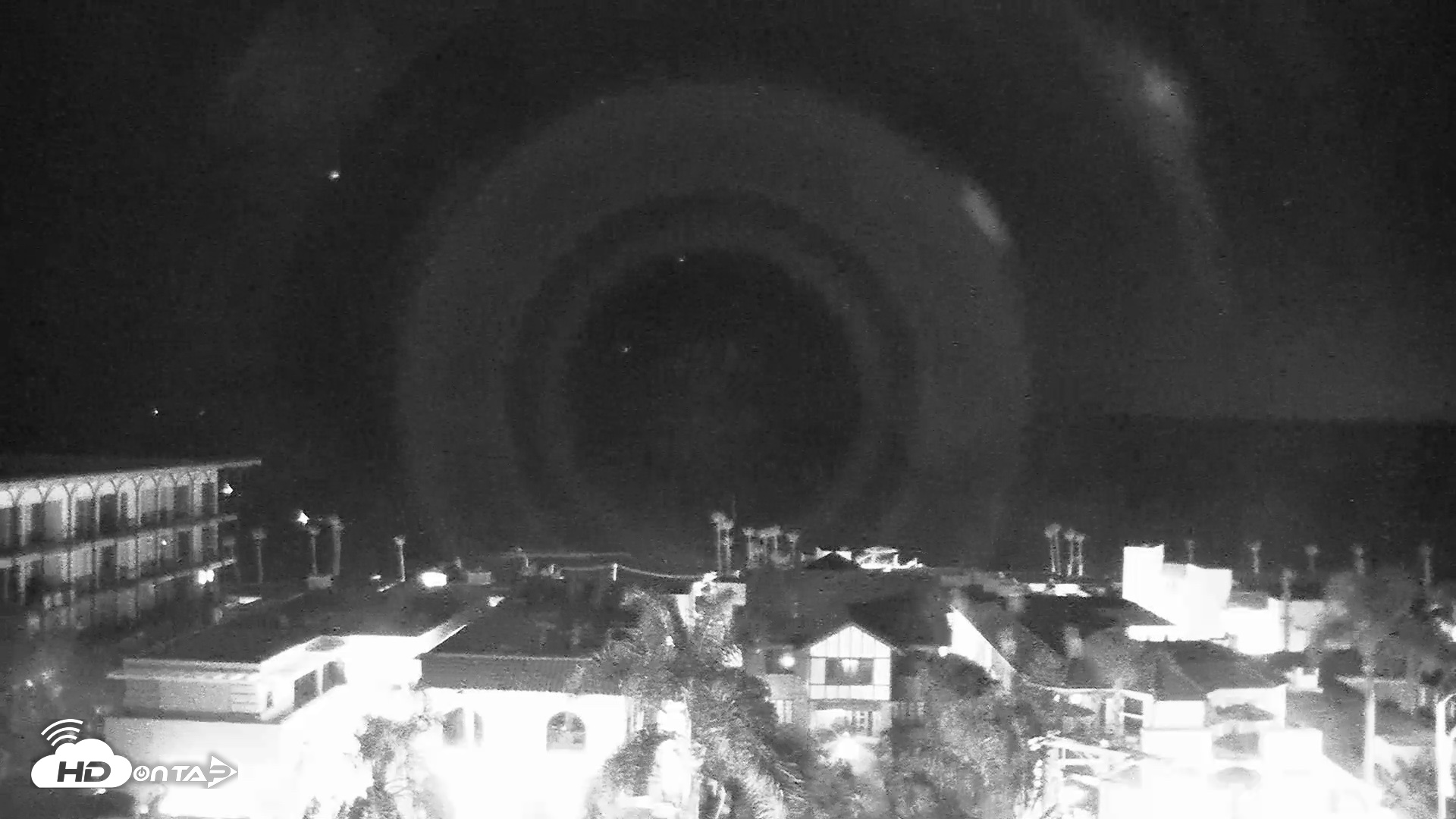 Snapshot of Inn By the Sea La Jolla Live Webcam taken Oct 2, 2026, 9:37pm PDT