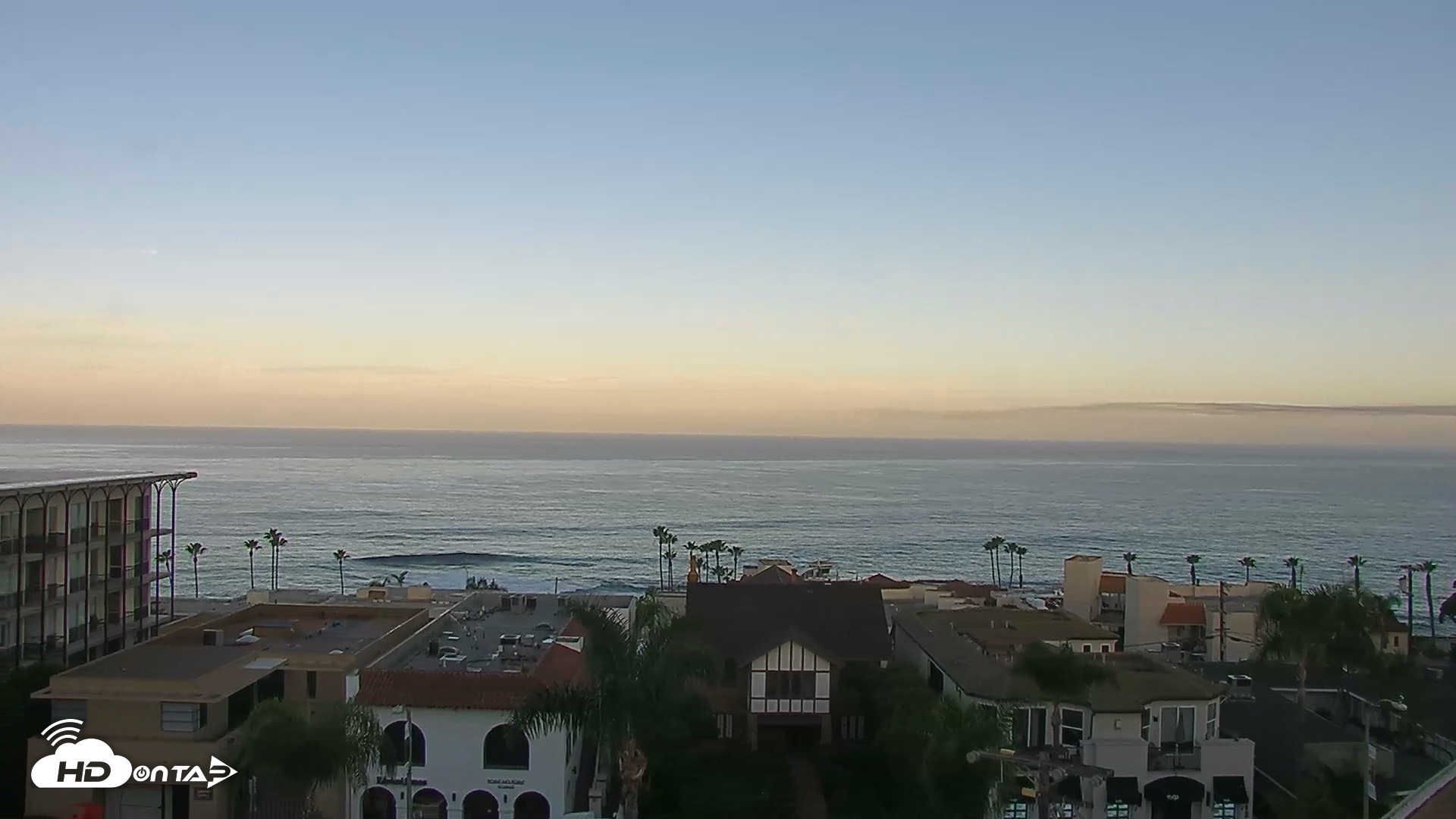 Snapshot of Inn By the Sea La Jolla Live Webcam taken Oct 21, 2026, 7:27am PDT