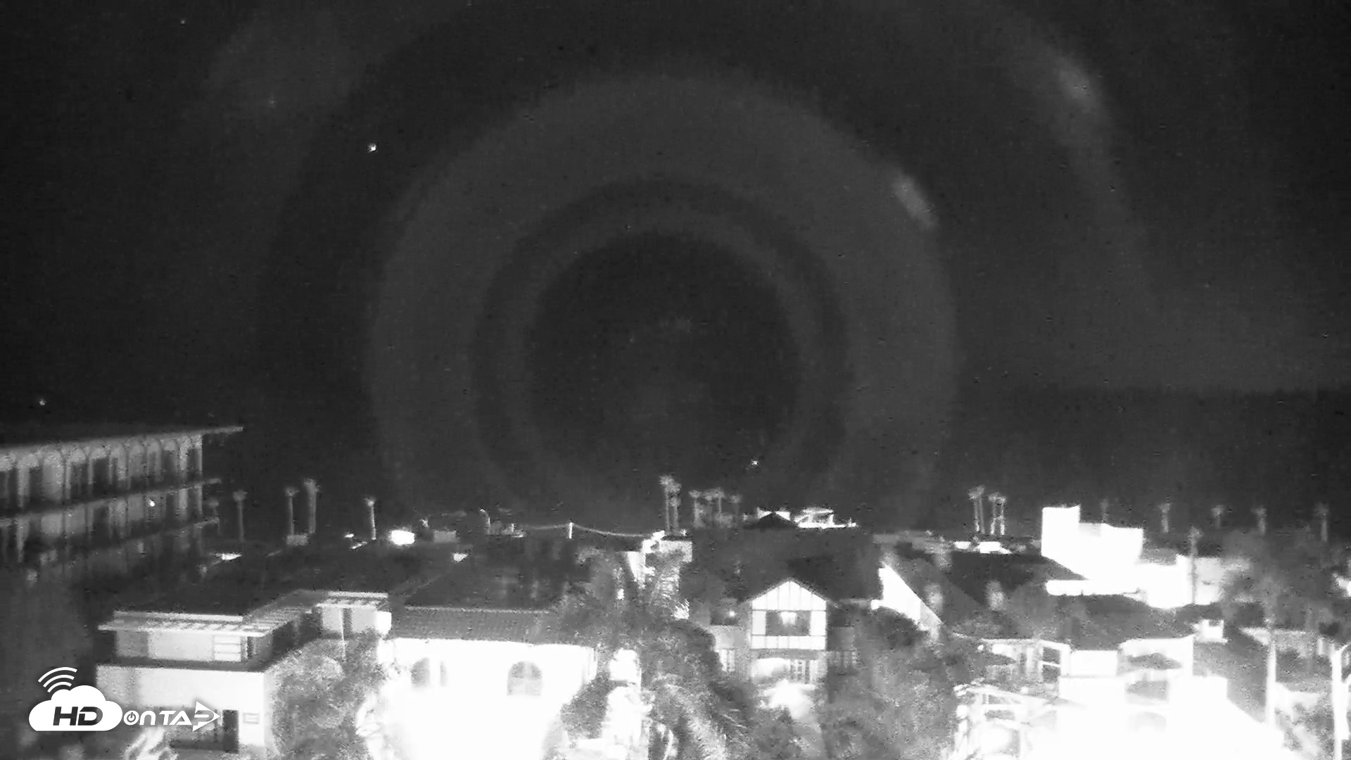 Snapshot of Inn By the Sea La Jolla Live Webcam taken Oct 2, 2026, 10:51pm PDT