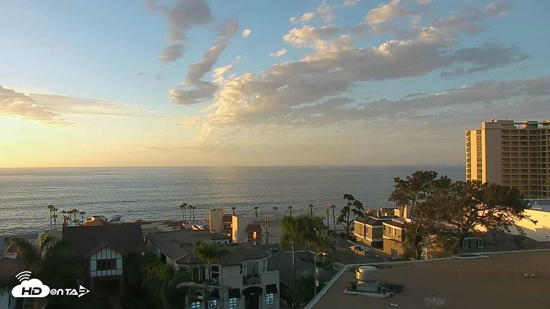 Snapshot of Inn By the Sea La Jolla Live Webcam taken Oct 20, 2026, 5:55pm PDT