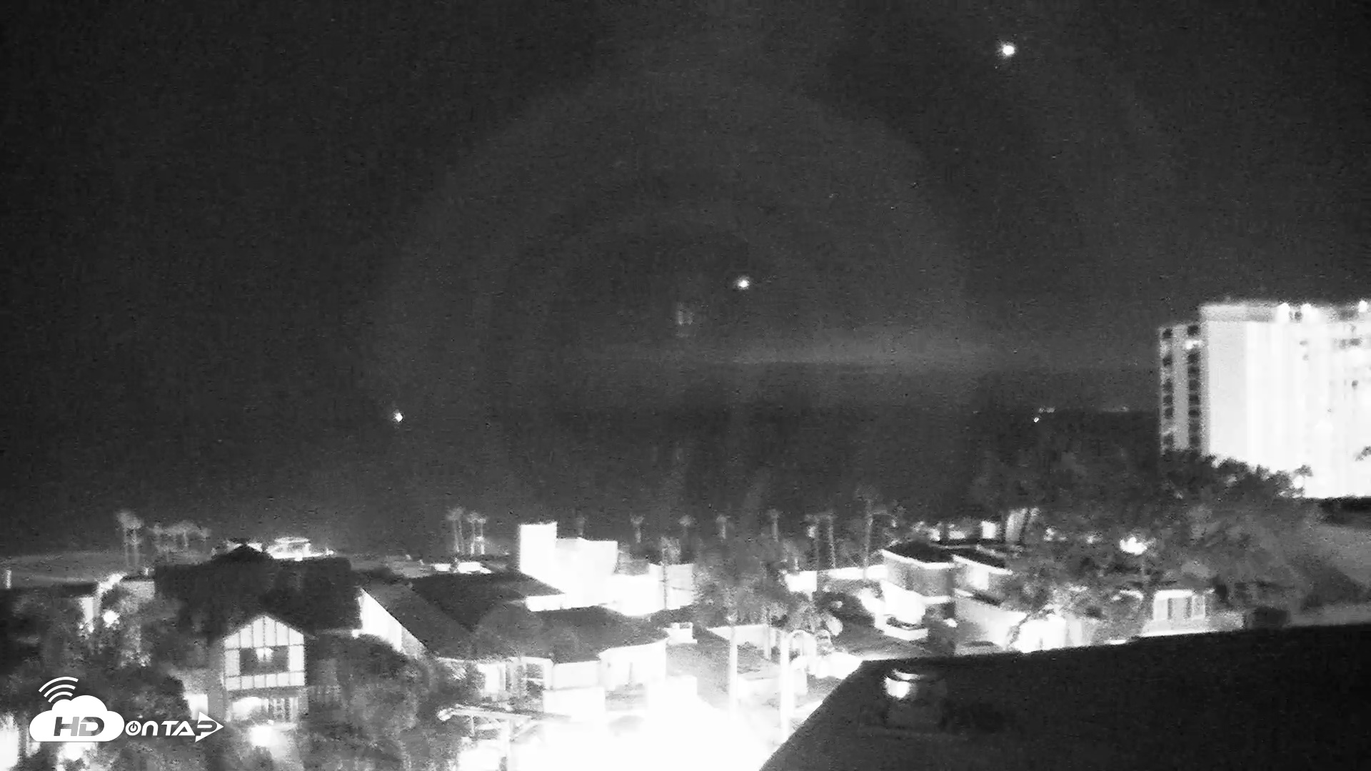 Snapshot of Inn By the Sea La Jolla Live Webcam taken Oct 18, 2026, 8:15pm PDT