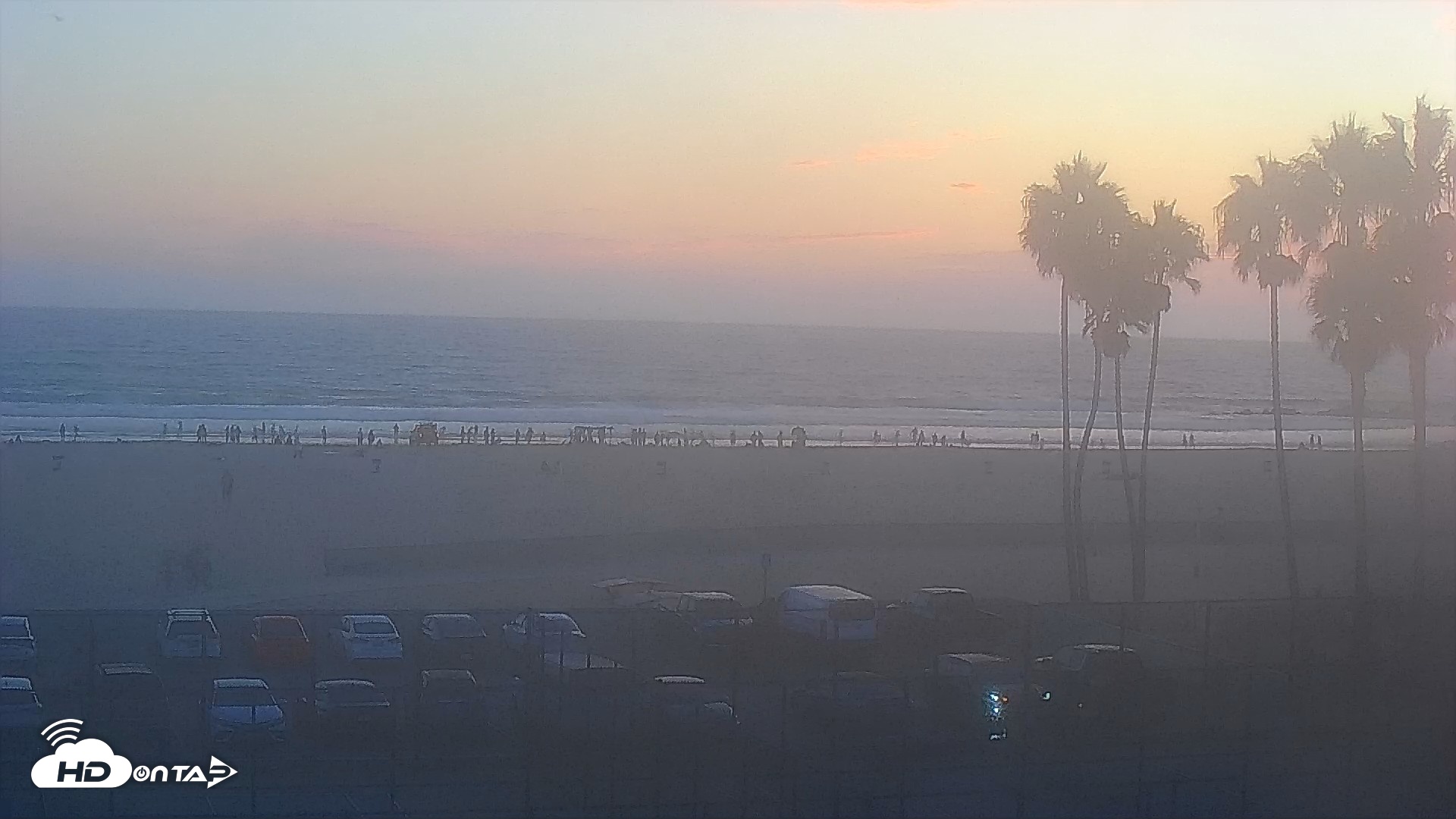 Snapshot of Venice Beach Wide View Live Webcam taken Aug 29, 2026, 7:30pm PDT