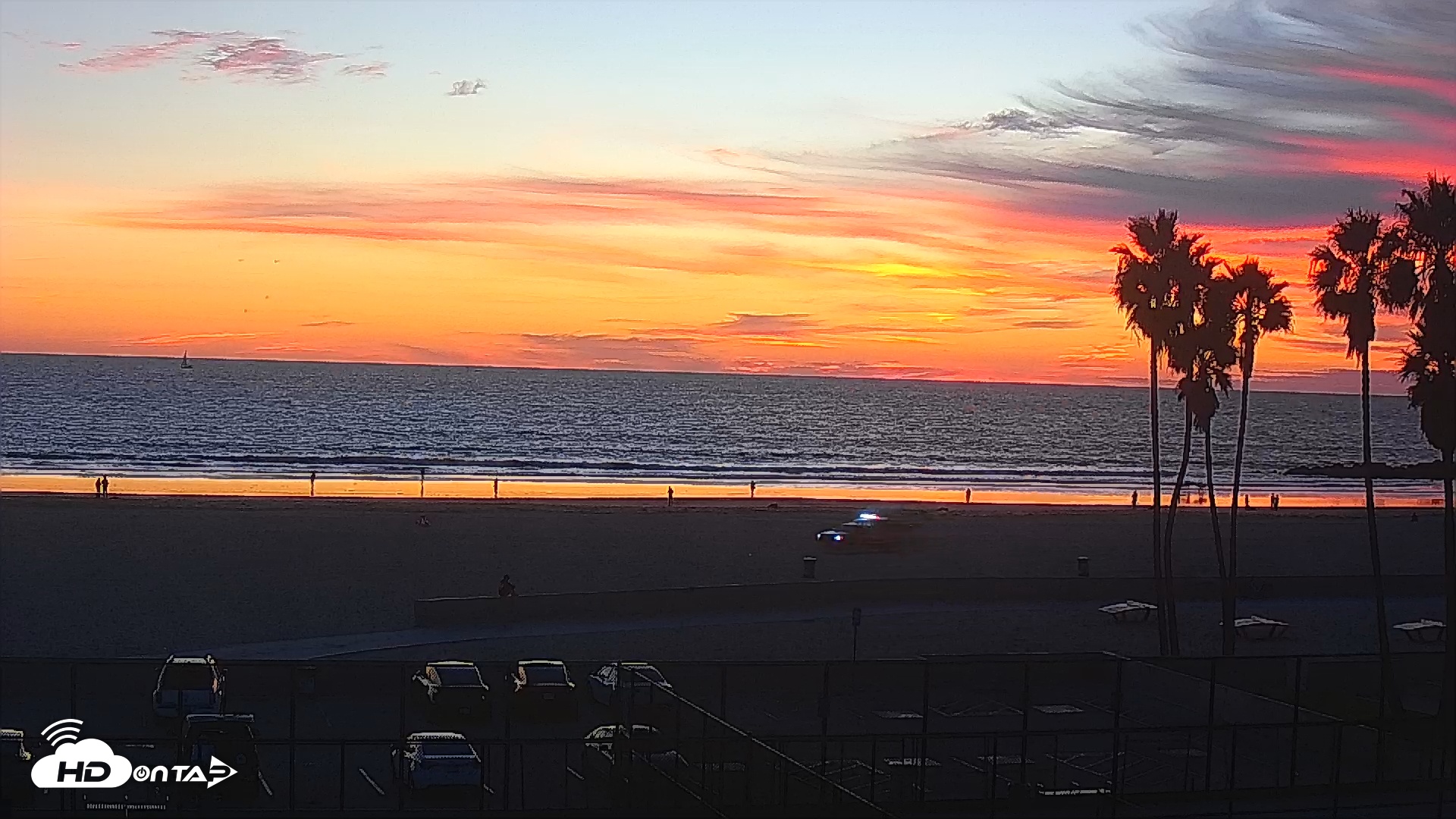 Snapshot of Venice Beach Wide View Live Webcam taken Nov 5, 2025, 5:10pm PST
