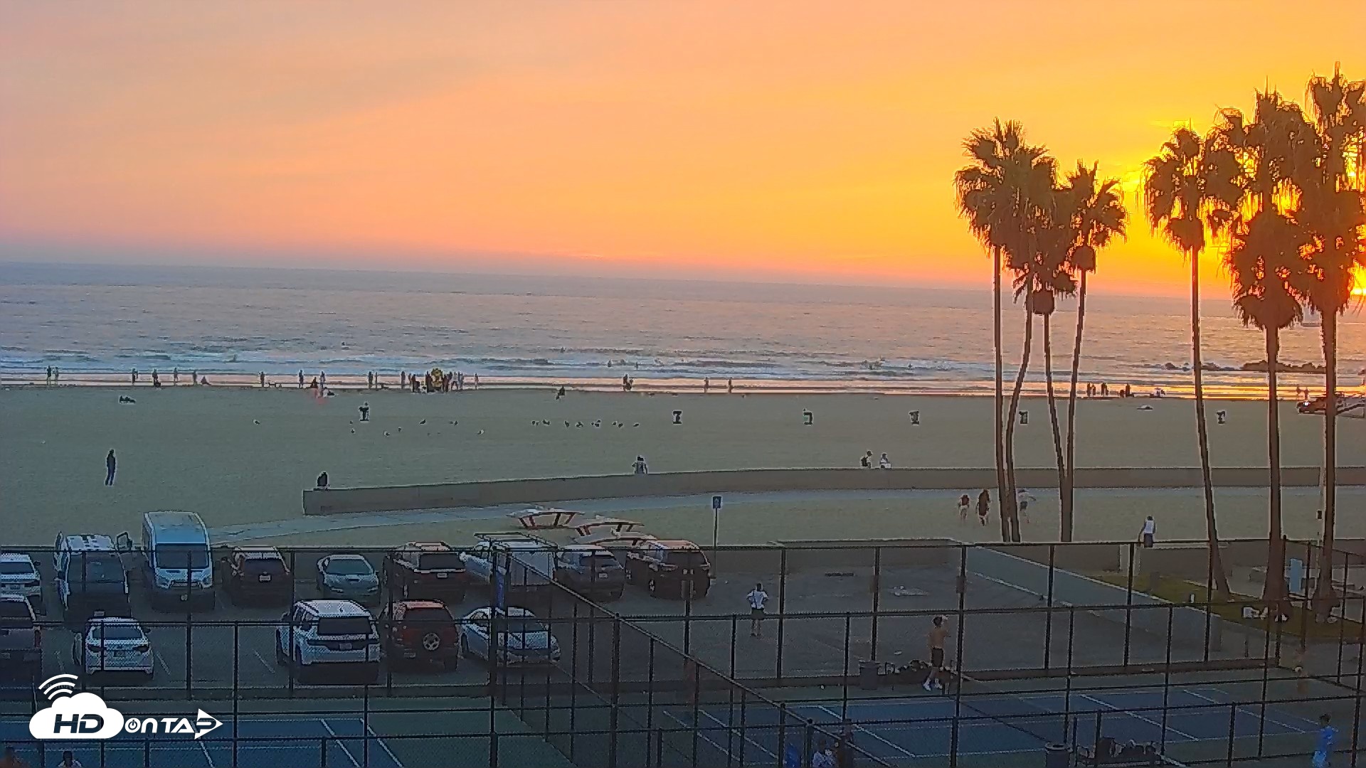 Snapshot of Venice Beach Wide View Live Webcam taken Sep 26, 2026, 6:46pm PDT