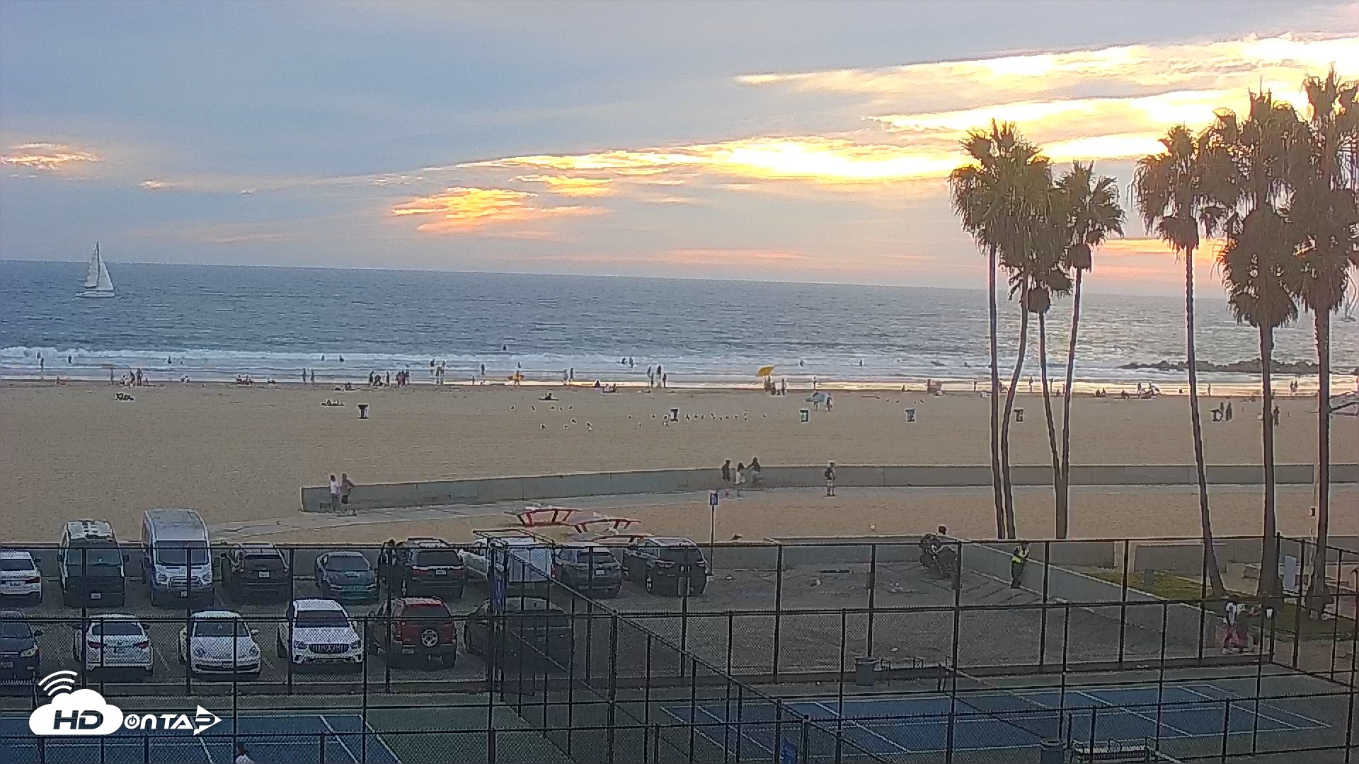 Snapshot of Venice Beach Wide View Live Webcam taken Sep 26, 2026, 5:56pm PDT