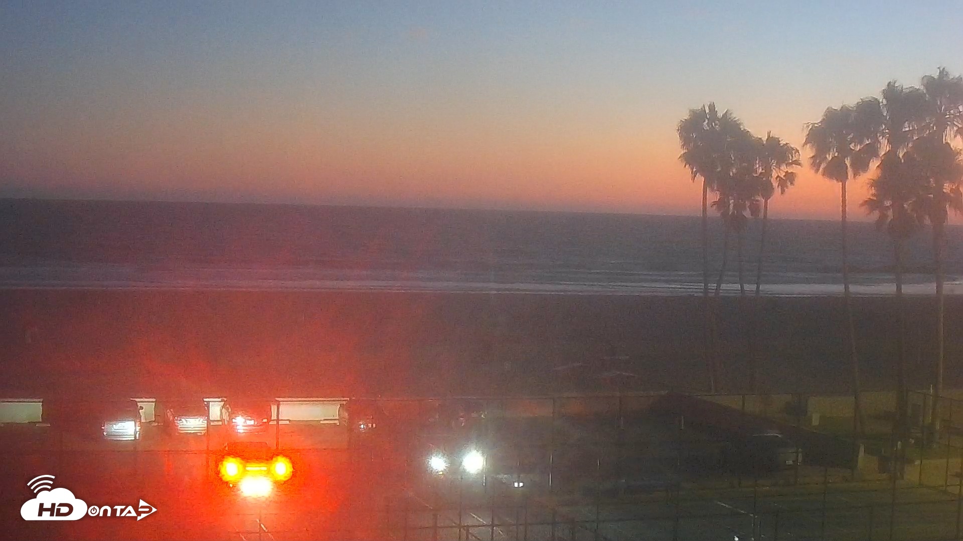 Snapshot of Venice Beach Wide View Live Webcam taken Jul 5, 2026, 8:46pm PDT