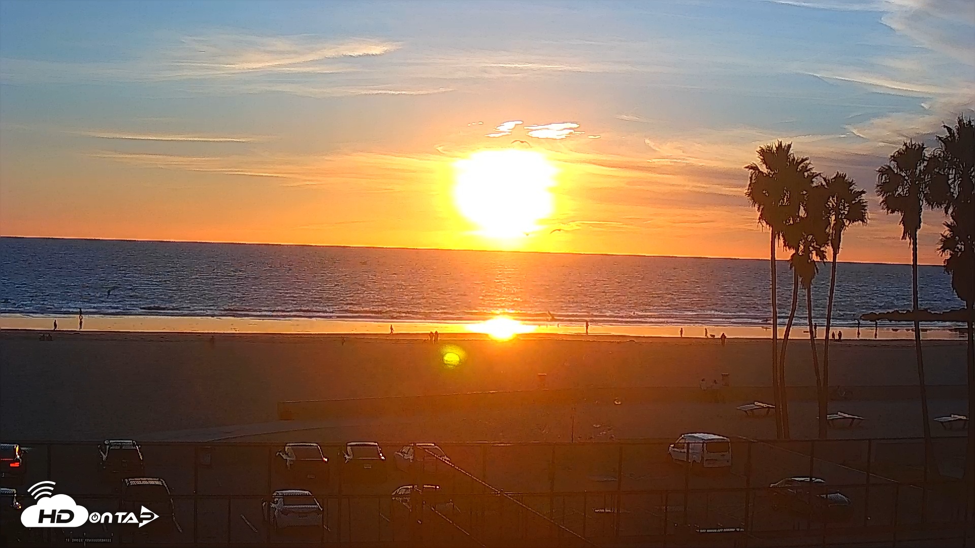 Snapshot of Venice Beach Wide View Live Webcam taken Nov 5, 2025, 4:47pm PST