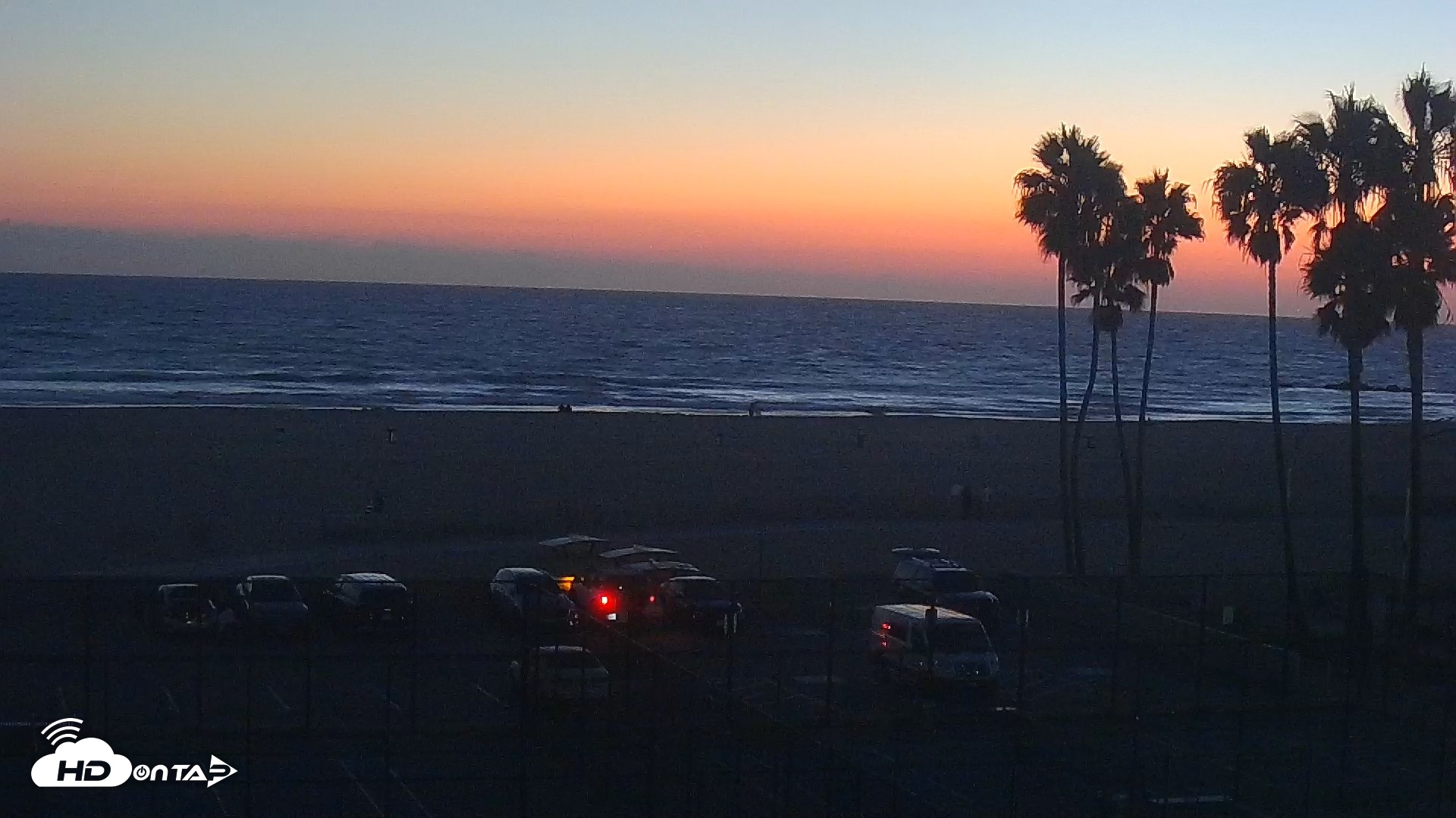 Snapshot of Venice Beach Wide View Live Webcam taken Sep 21, 2026, 7:26pm PDT