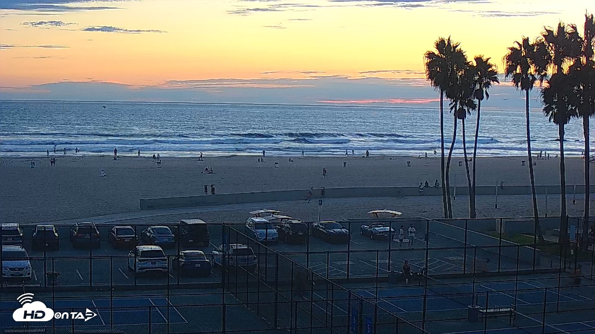 Snapshot of Venice Beach Wide View Live Webcam taken Sep 8, 2026, 7:14pm PDT