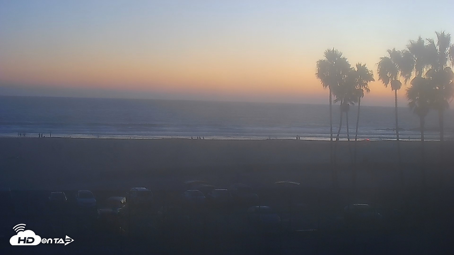 Snapshot of Venice Beach Wide View Live Webcam taken Sep 4, 2026, 7:34pm PDT