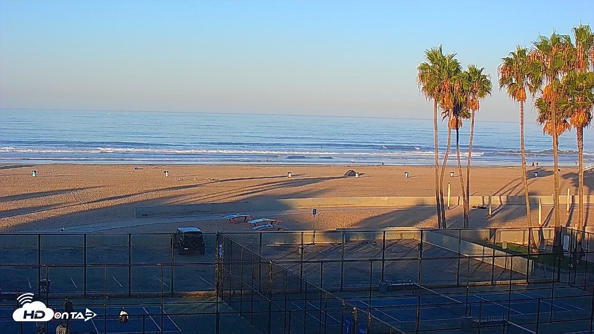 Snapshot of Venice Beach Wide View Live Webcam taken Sep 11, 2026, 7:09am PDT