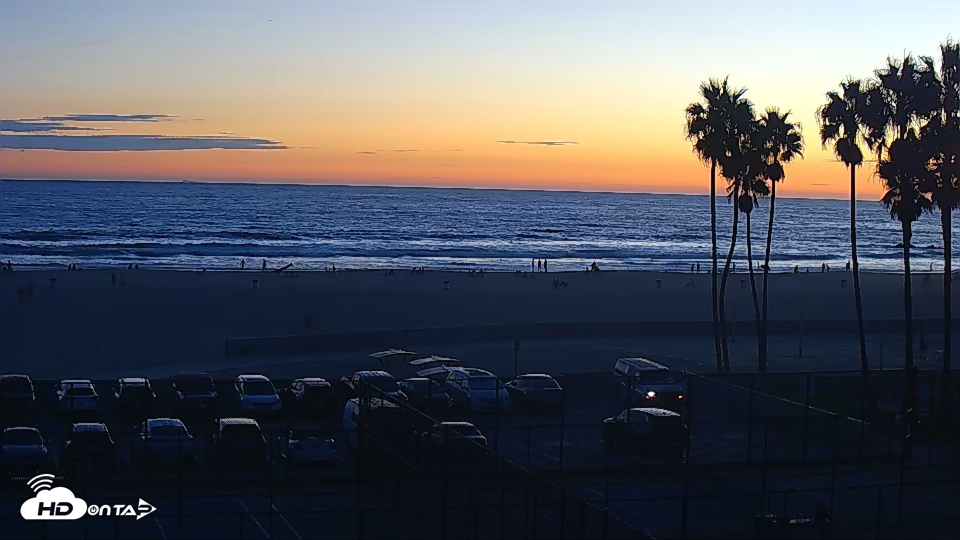Snapshot of Venice Beach Wide View Live Webcam taken Sep 9, 2026, 7:27pm PDT