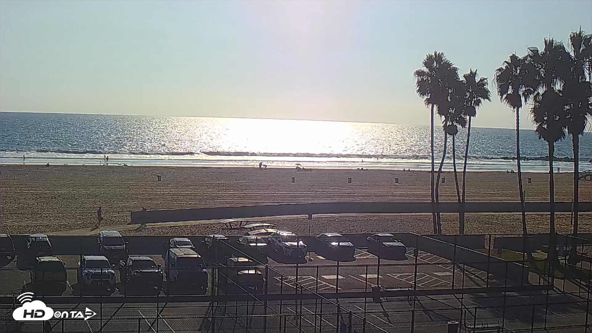 Snapshot of Venice Beach Wide View Live Webcam taken Sep 24, 2026, 4:43pm PDT