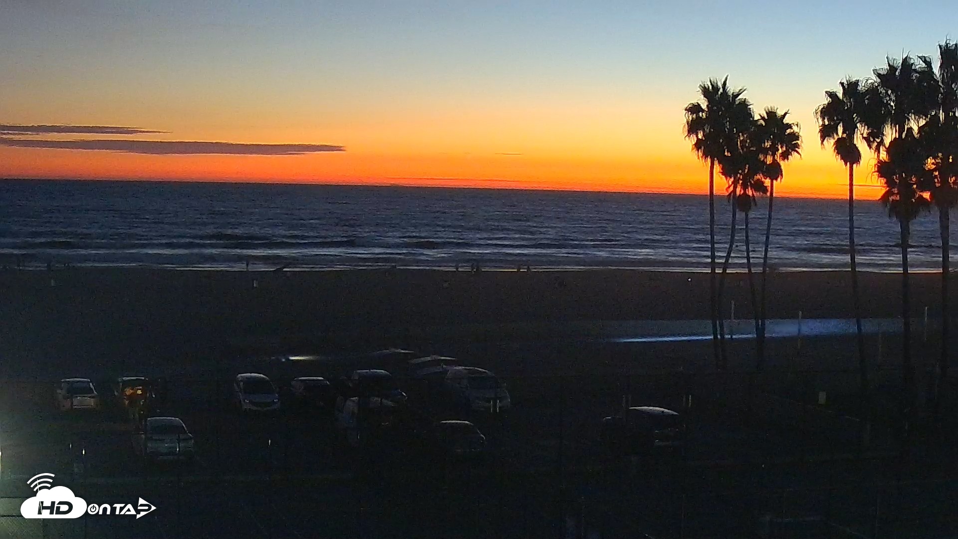 Snapshot of Venice Beach Wide View Live Webcam taken Sep 9, 2026, 7:47pm PDT