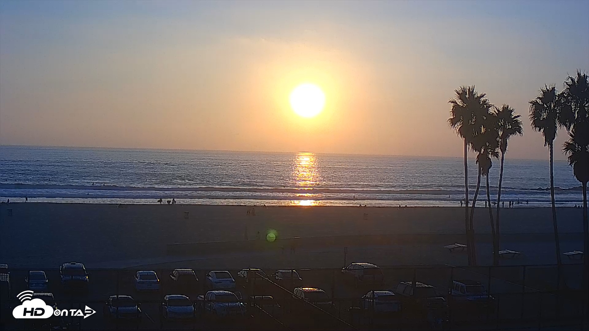 Snapshot of Venice Beach Wide View Live Webcam taken Nov 2, 2025, 4:43pm PST